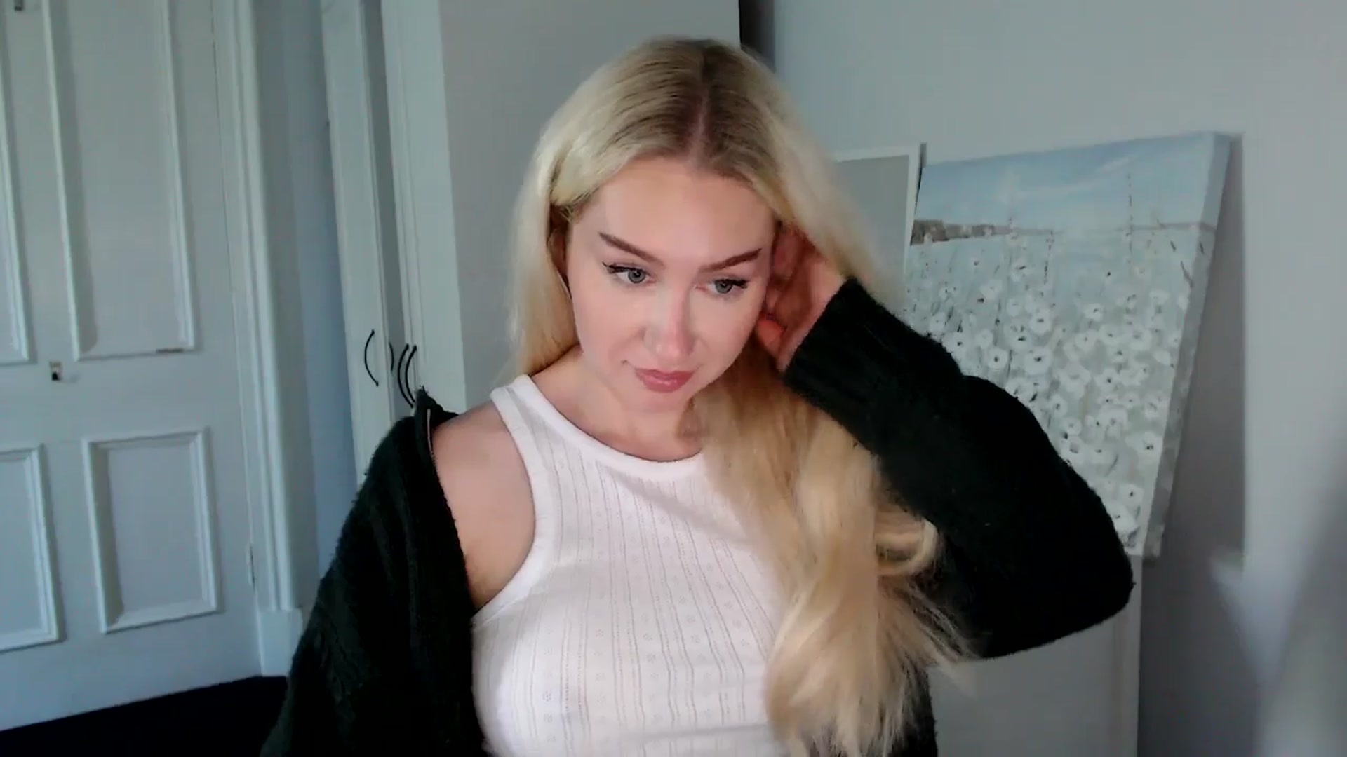 Gallery image thumbnail from British_Cutie's myfreecams stream on, 09/11/2025, 13:20 image 12 of 20