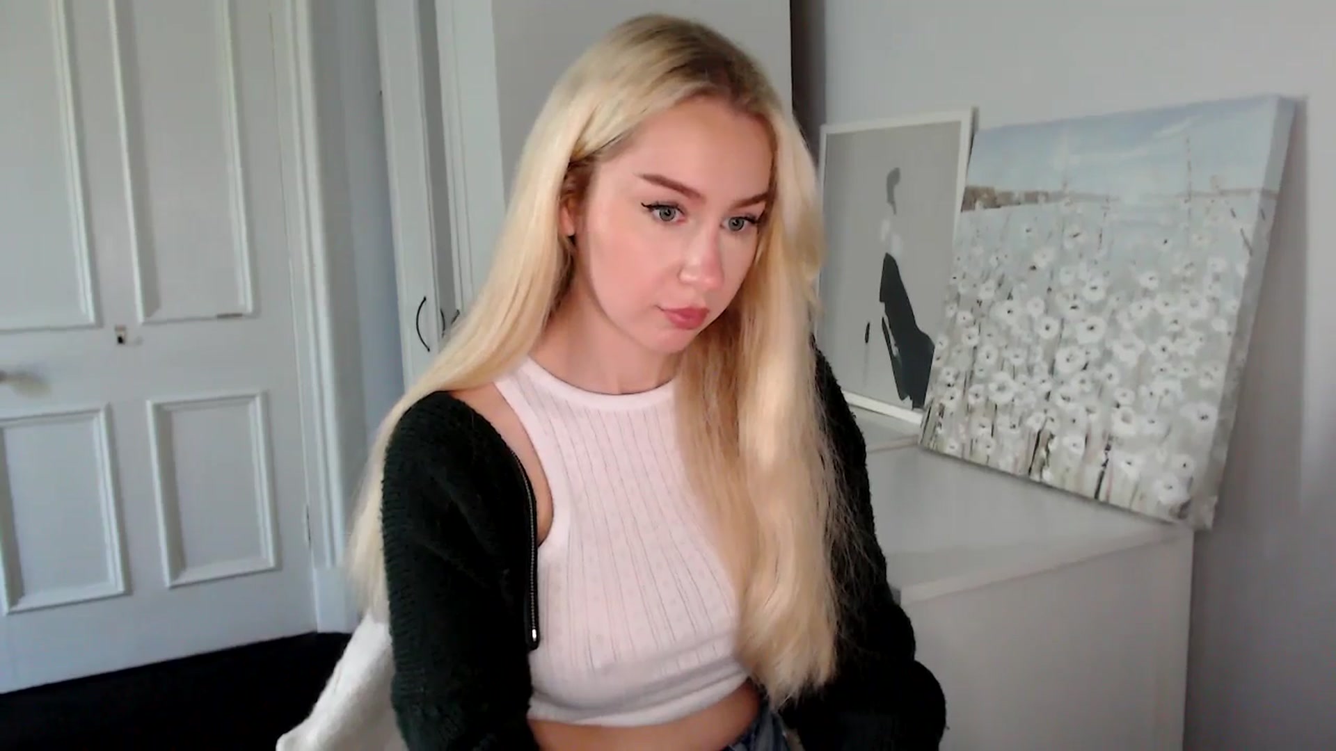 Gallery image thumbnail from British_Cutie's myfreecams stream on, 09/11/2025, 13:20 image 3 of 20