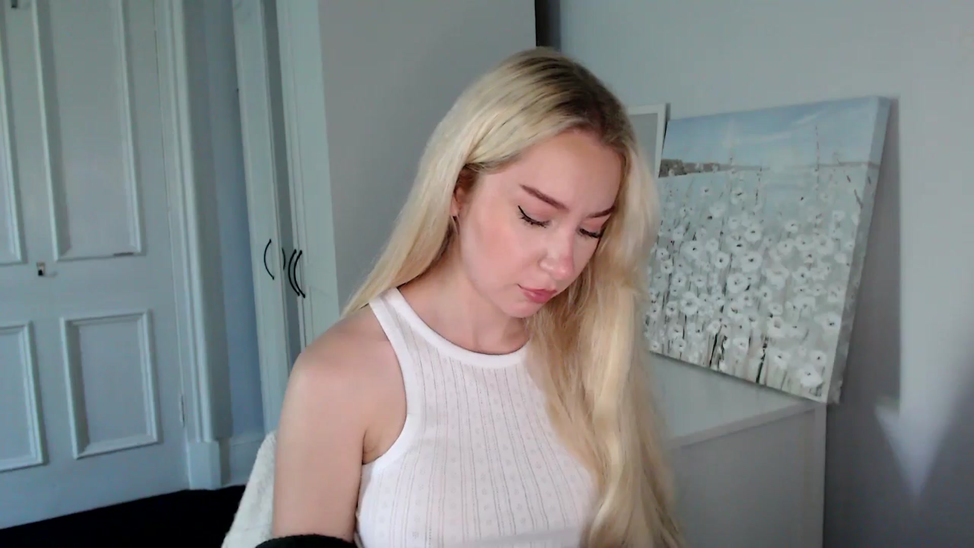 Gallery image thumbnail from British_Cutie's myfreecams stream on, 09/11/2025, 13:20 image 17 of 20