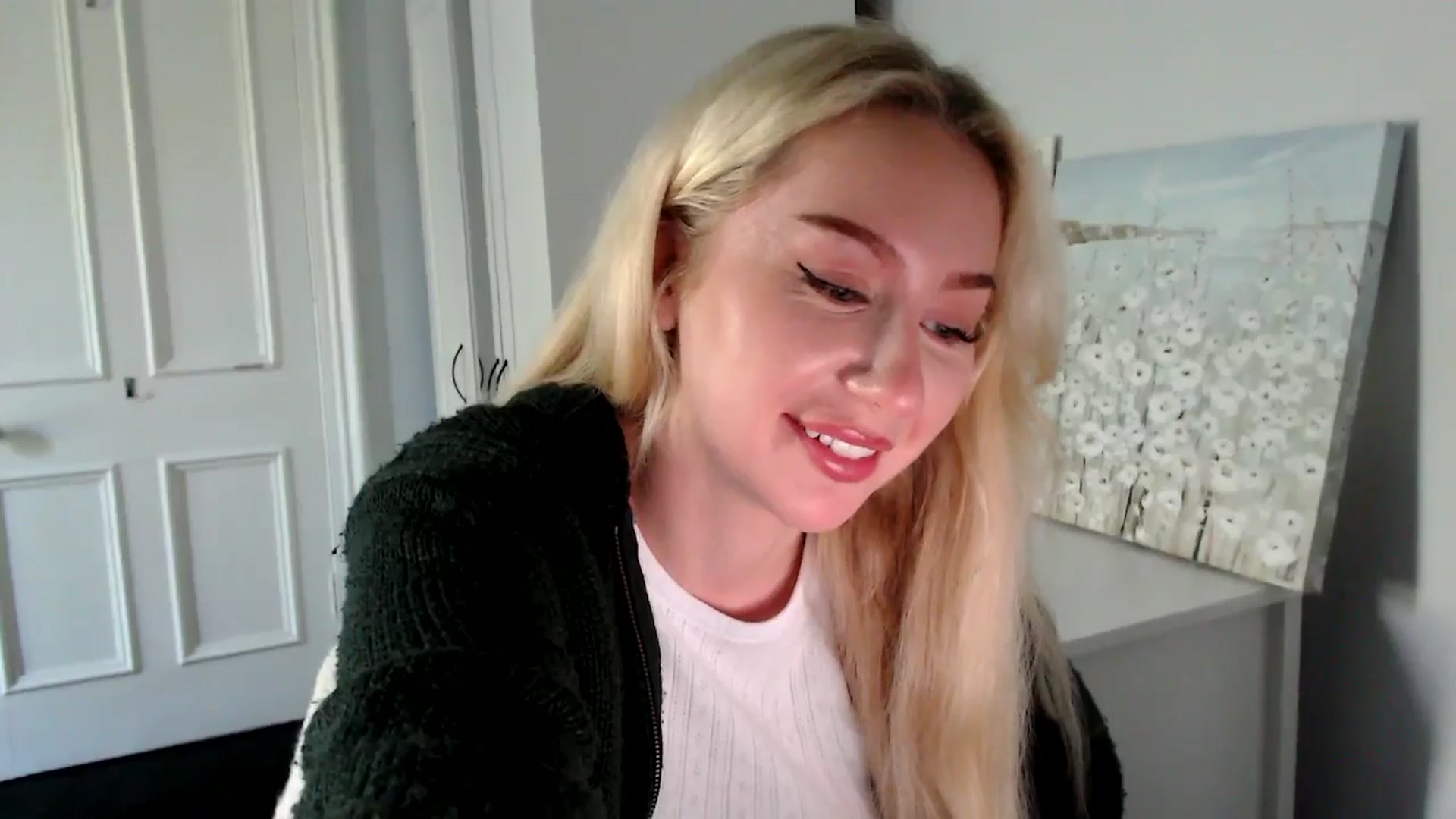 Gallery image thumbnail from British_Cutie's myfreecams stream on, 09/11/2025, 14:03 image 9 of 20
