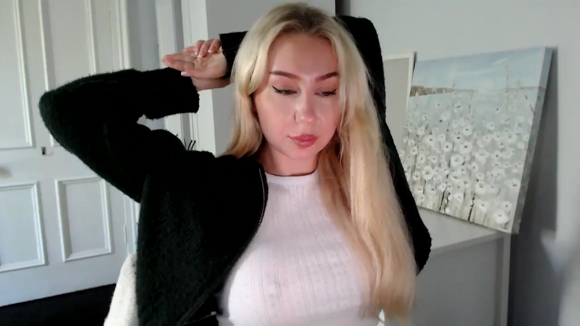 Gallery image thumbnail from British_Cutie's myfreecams stream on, 09/11/2025, 14:03 image 4 of 20