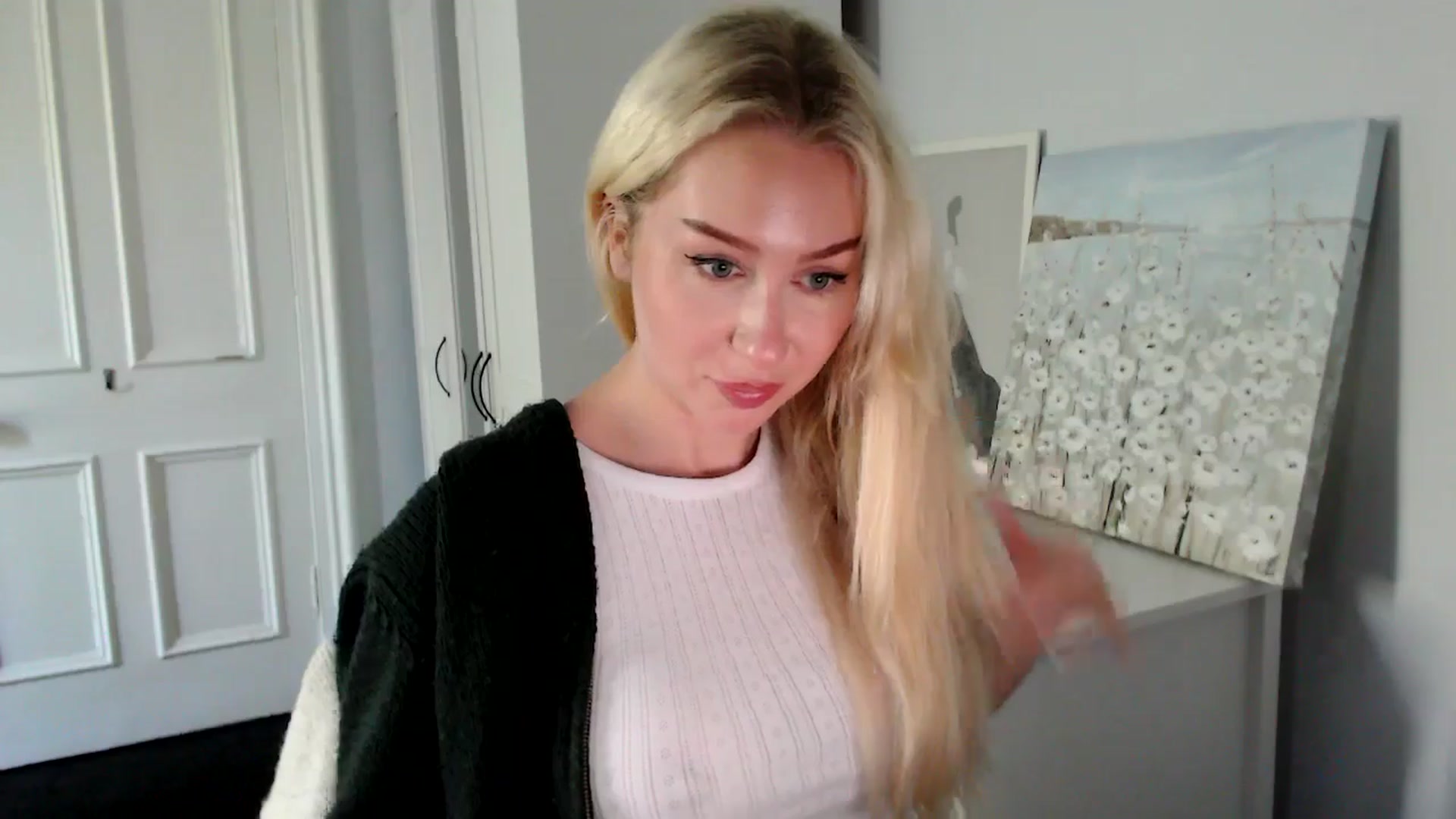 Gallery image thumbnail from British_Cutie's myfreecams stream on, 09/11/2025, 14:03 image 3 of 20