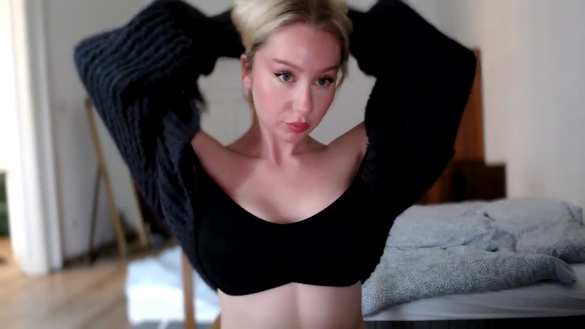 Gallery image thumbnail from British_Cutie's myfreecams stream on, 10/17/2025, 09:15 image 15 of 20