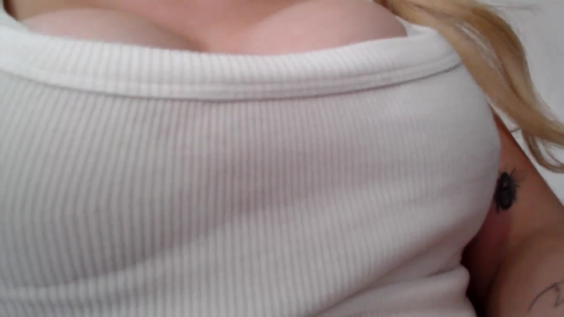 Gallery image thumbnail from British_Cutie's myfreecams stream on, 10/17/2025, 13:31 image 18 of 20