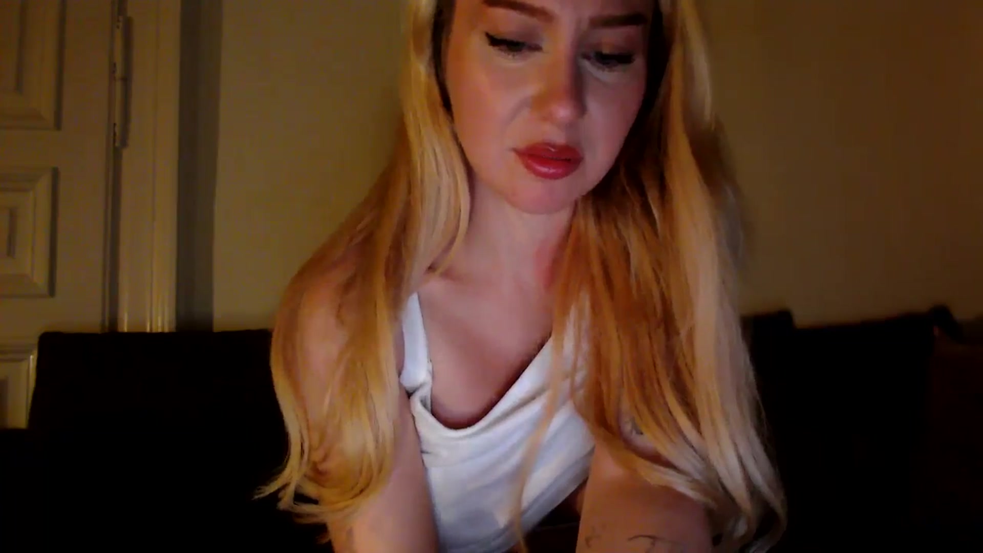 Gallery image thumbnail from British_Cutie's myfreecams stream on, 10/17/2025, 18:03 image 7 of 20