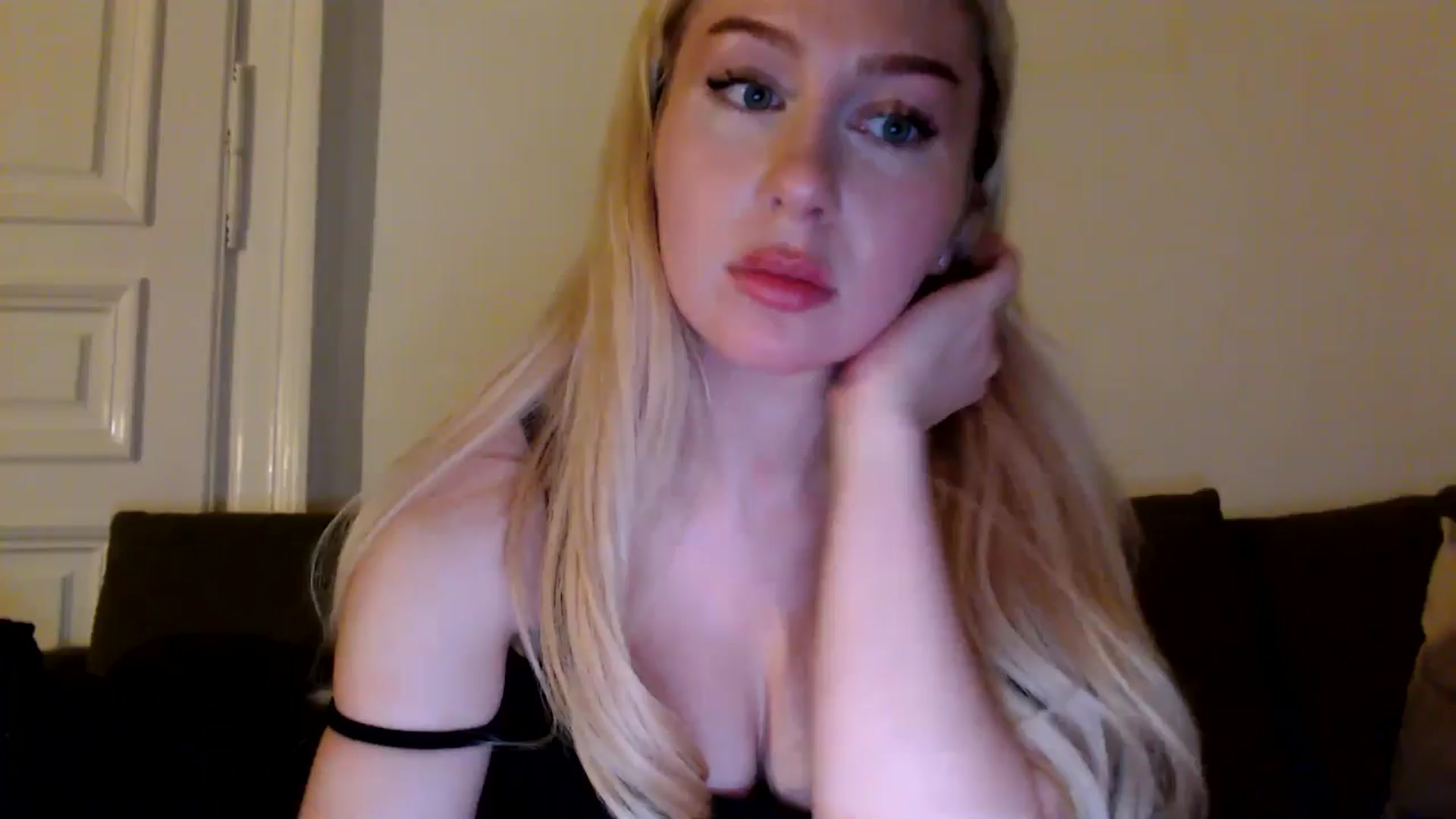 Gallery image thumbnail from British_Cutie's myfreecams stream on, 10/17/2025, 18:03 image 19 of 20