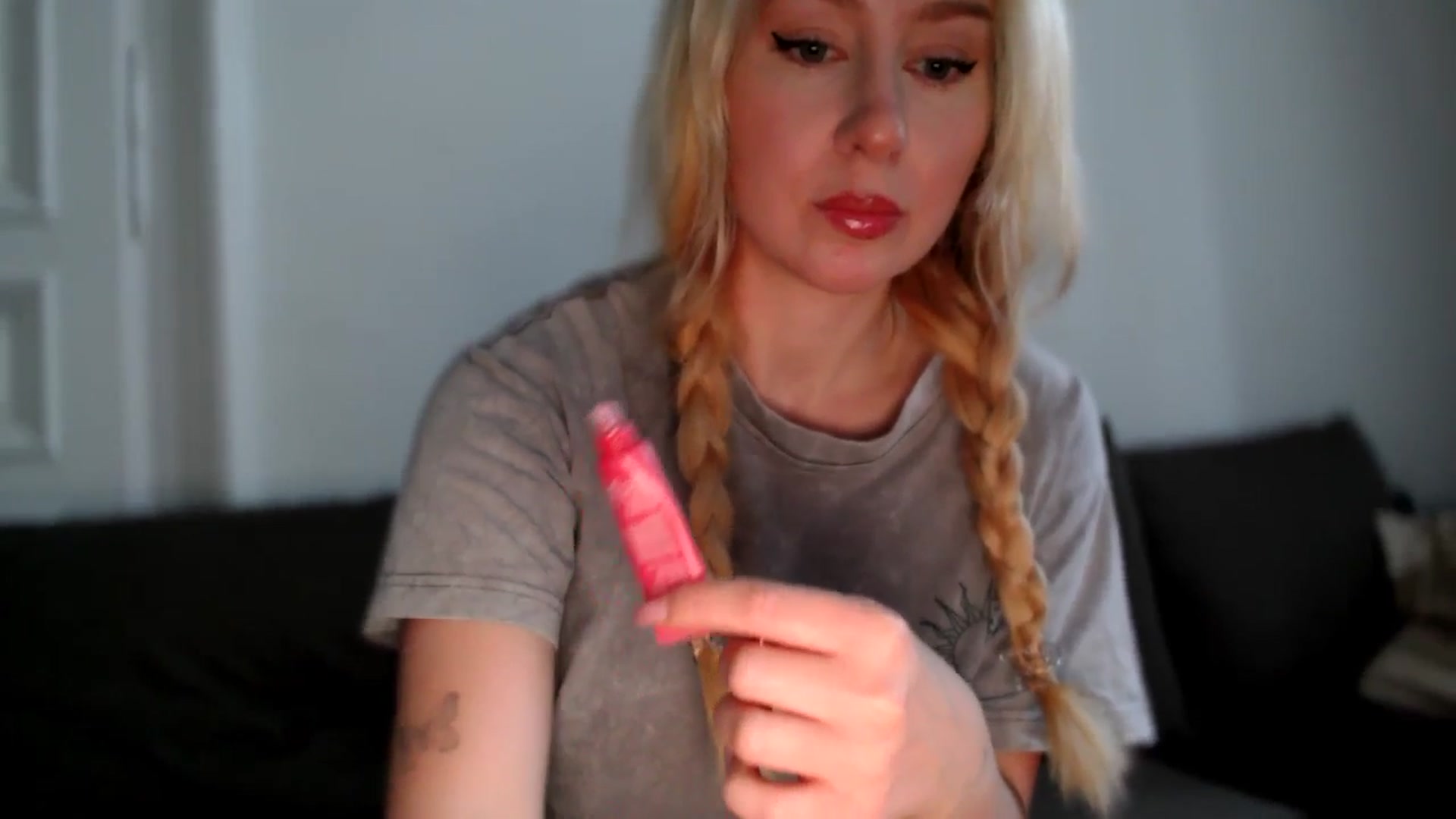 Gallery image thumbnail from British_Cutie's myfreecams stream on, 10/20/2025, 16:05 image 7 of 20