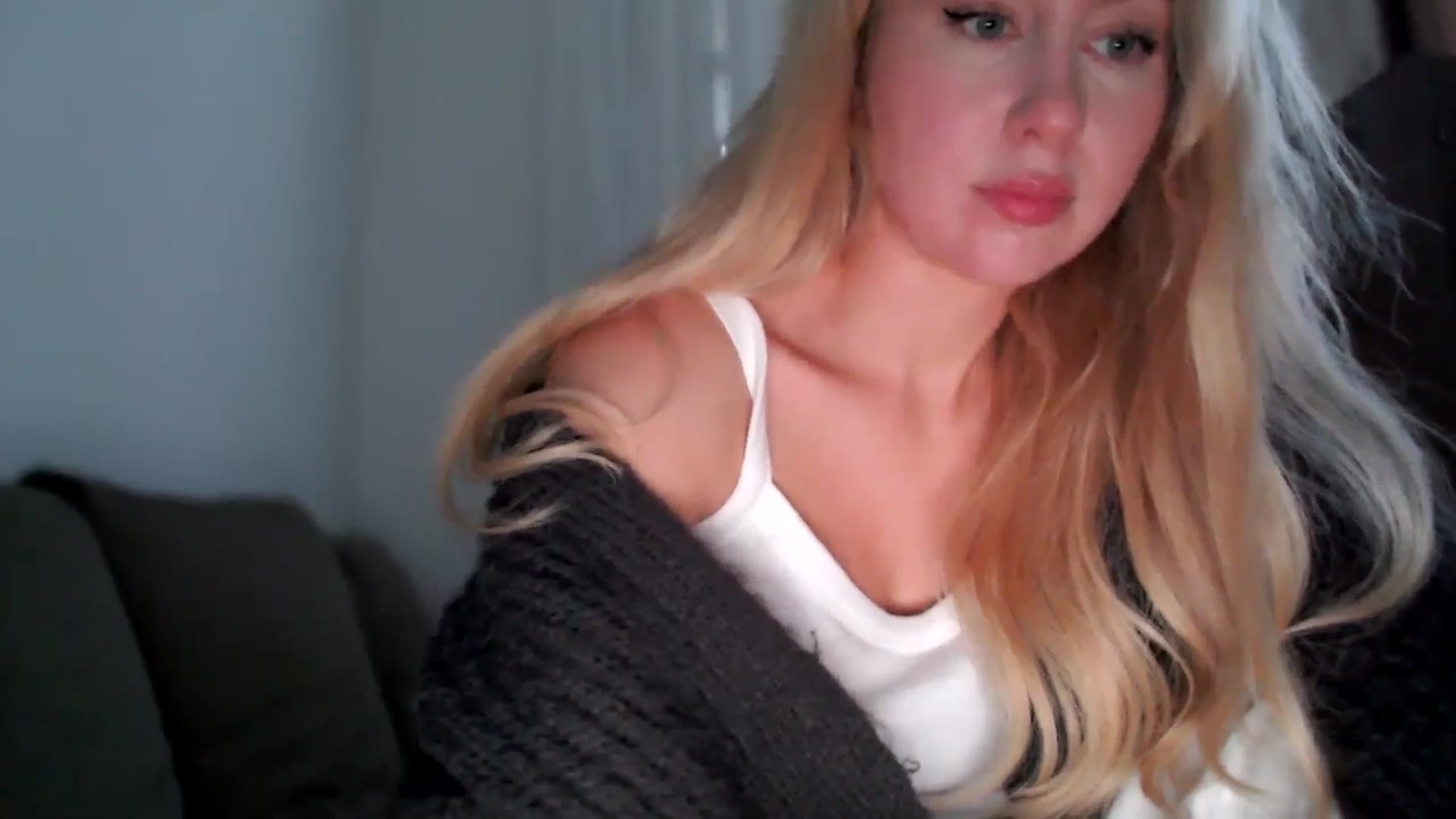 Gallery image thumbnail from British_Cutie's myfreecams stream on, 10/22/2025, 15:10 image 3 of 20