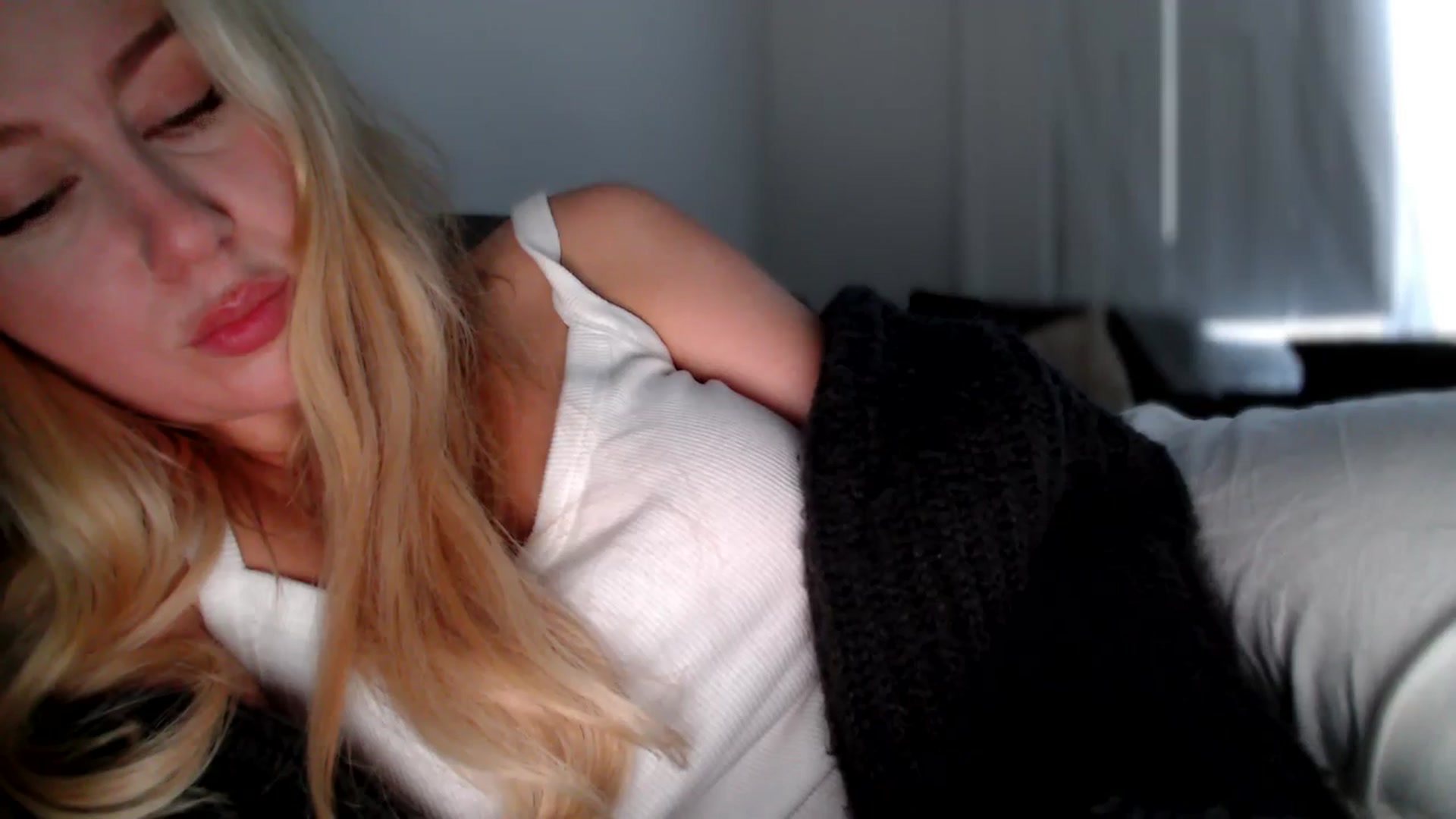 Gallery image thumbnail from British_Cutie's myfreecams stream on, 10/22/2025, 15:10 image 4 of 20