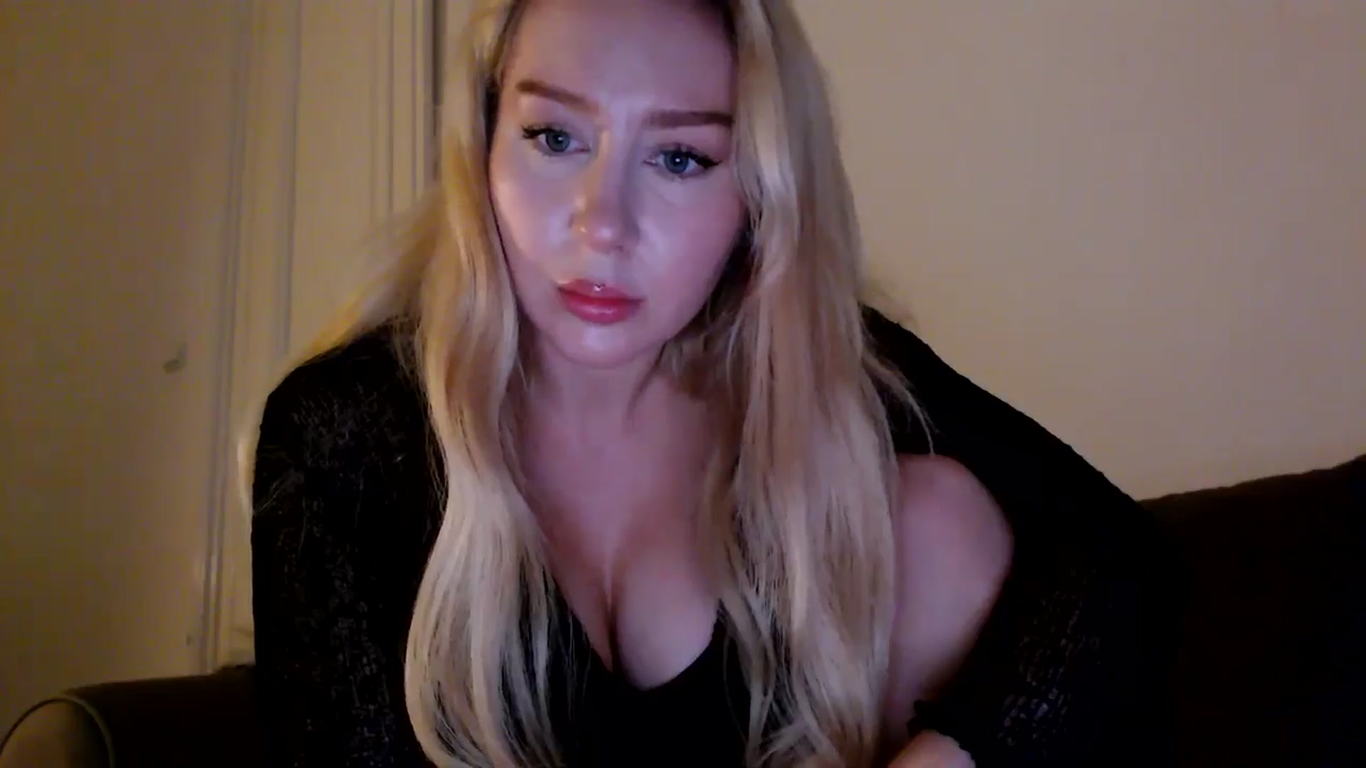 Gallery image thumbnail from British_Cutie's myfreecams stream on, 10/23/2025, 17:35 image 12 of 20