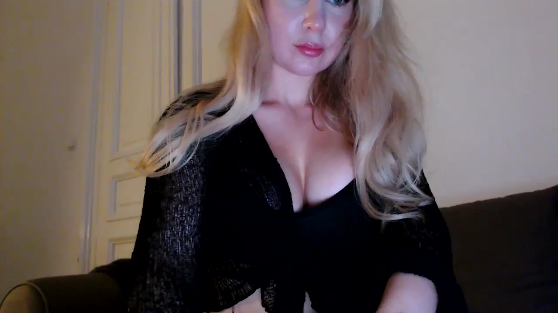 Gallery image thumbnail from British_Cutie's myfreecams stream on, 10/23/2025, 17:35 image 11 of 20