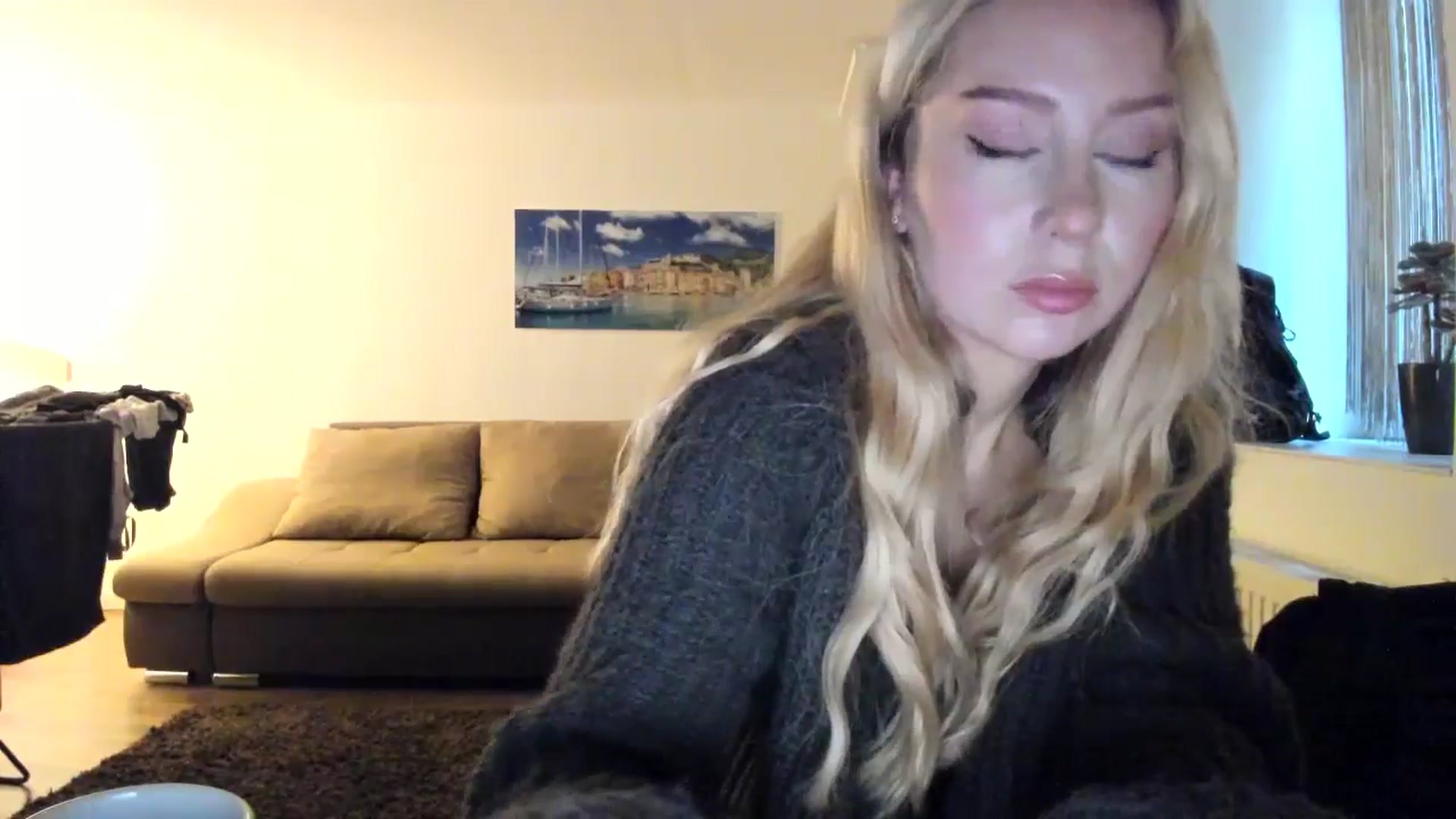 Gallery image thumbnail from British_Cutie's myfreecams stream on, 10/27/2025, 14:10 image 6 of 20