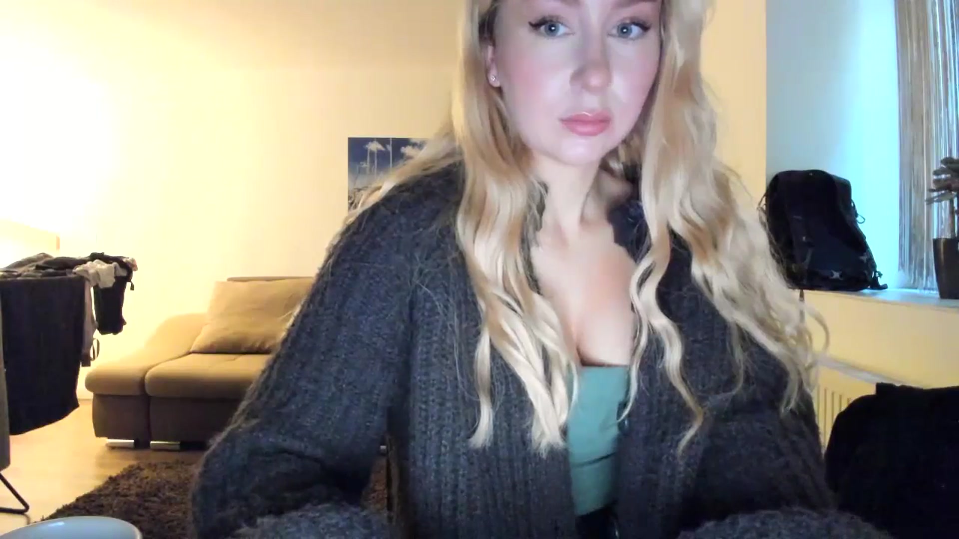 Gallery image thumbnail from British_Cutie's myfreecams stream on, 10/27/2025, 14:10 image 8 of 20