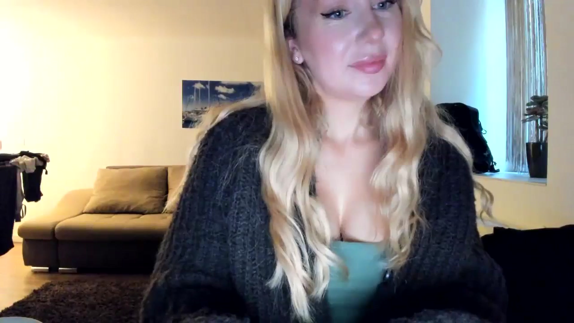 Gallery image thumbnail from British_Cutie's myfreecams stream on, 10/27/2025, 14:10 image 12 of 20