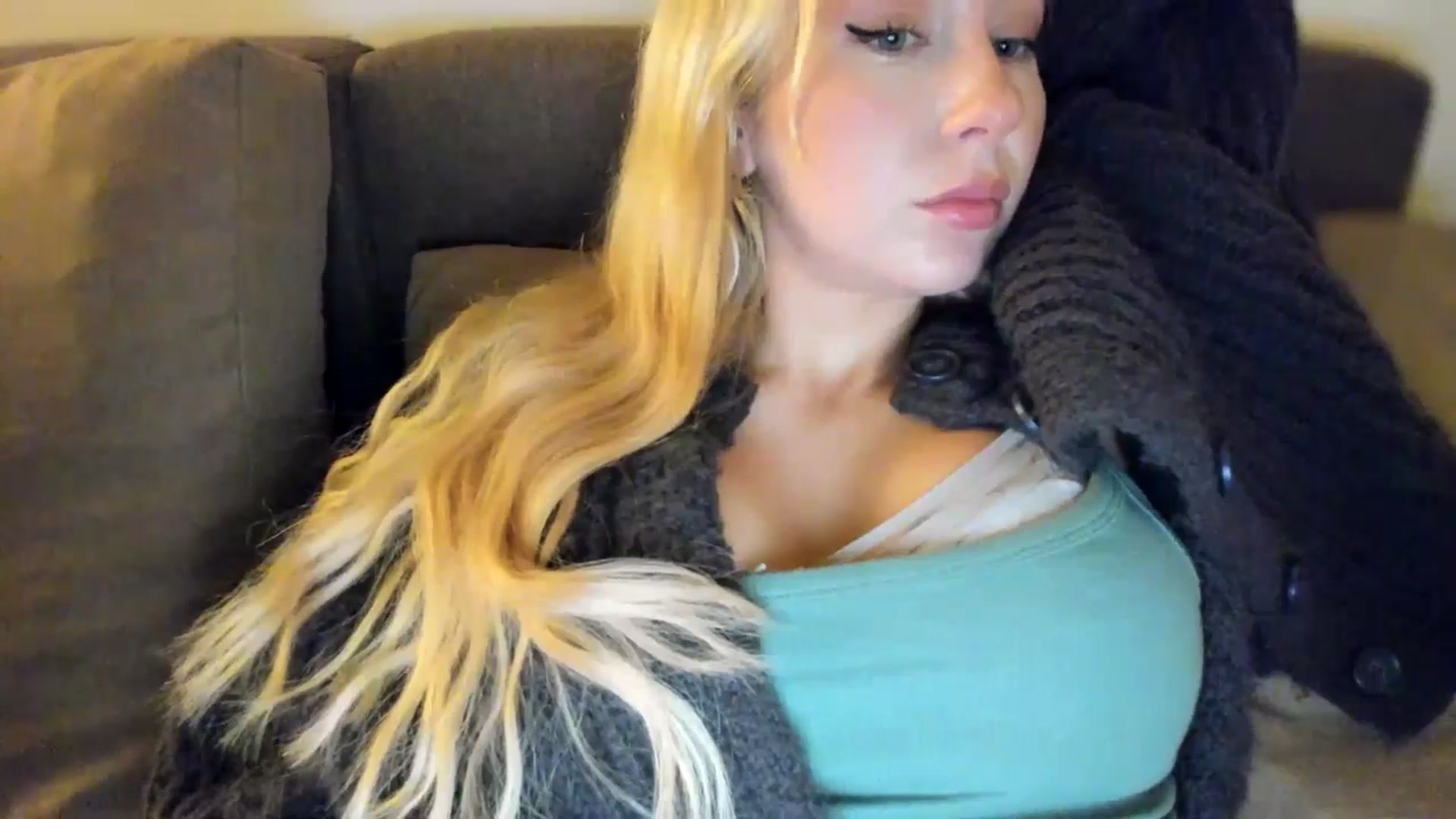Gallery image thumbnail from British_Cutie's myfreecams stream on, 10/27/2025, 17:04 image 14 of 20