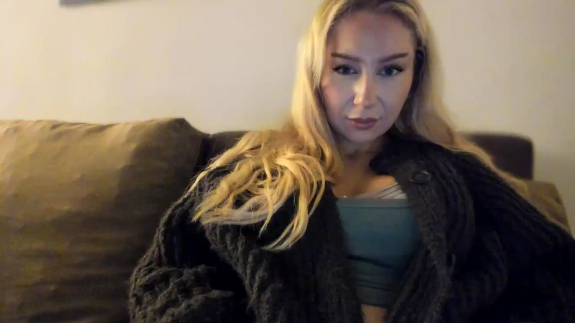 Gallery image thumbnail from British_Cutie's myfreecams stream on, 10/27/2025, 17:04 image 9 of 20