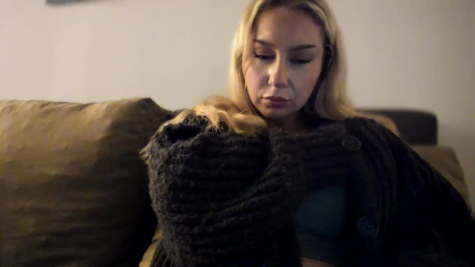 Gallery image thumbnail from British_Cutie's myfreecams stream on, 10/27/2025, 17:04 image 12 of 20
