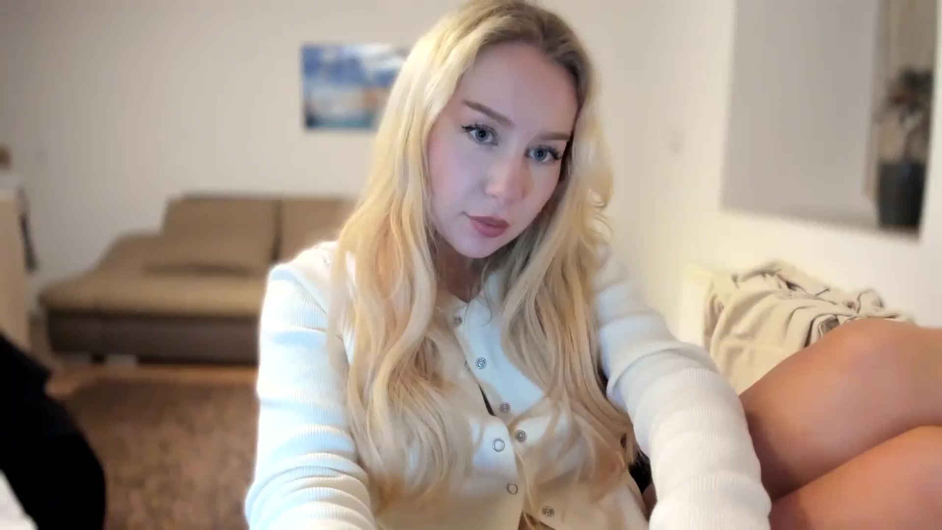 Gallery image thumbnail from British_Cutie's myfreecams stream on, 10/29/2025, 17:34 image 12 of 20