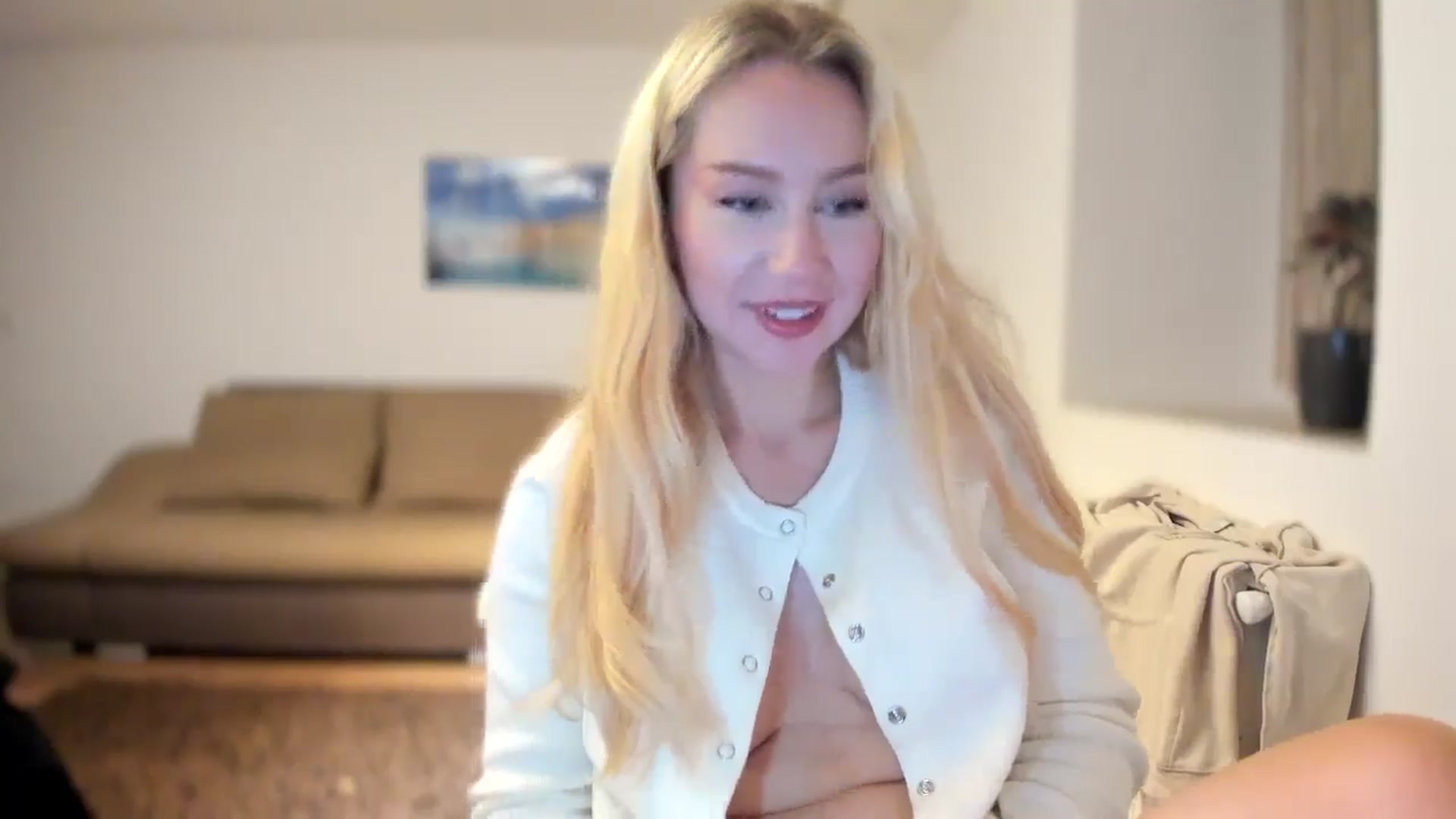 Gallery image thumbnail from British_Cutie's myfreecams stream on, 10/29/2025, 17:34 image 4 of 20