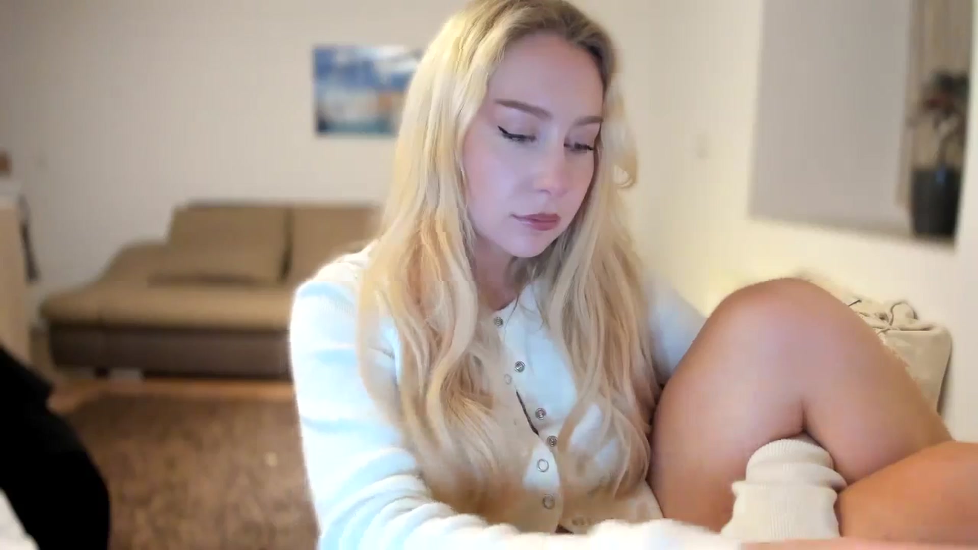 Gallery image thumbnail from British_Cutie's myfreecams stream on, 10/29/2025, 17:34 image 13 of 20