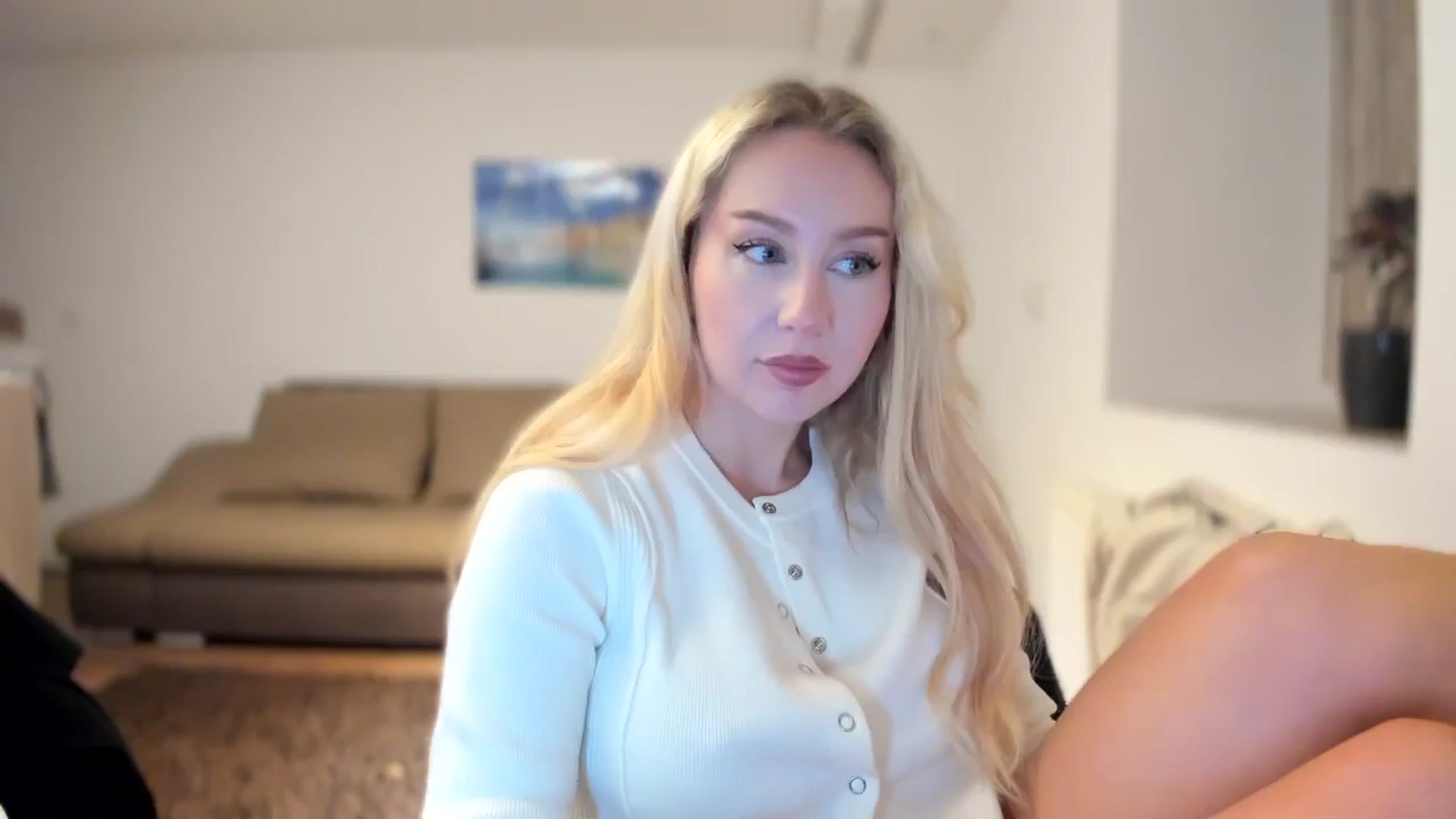 Gallery image thumbnail from British_Cutie's myfreecams stream on, 10/29/2025, 17:34 image 7 of 20