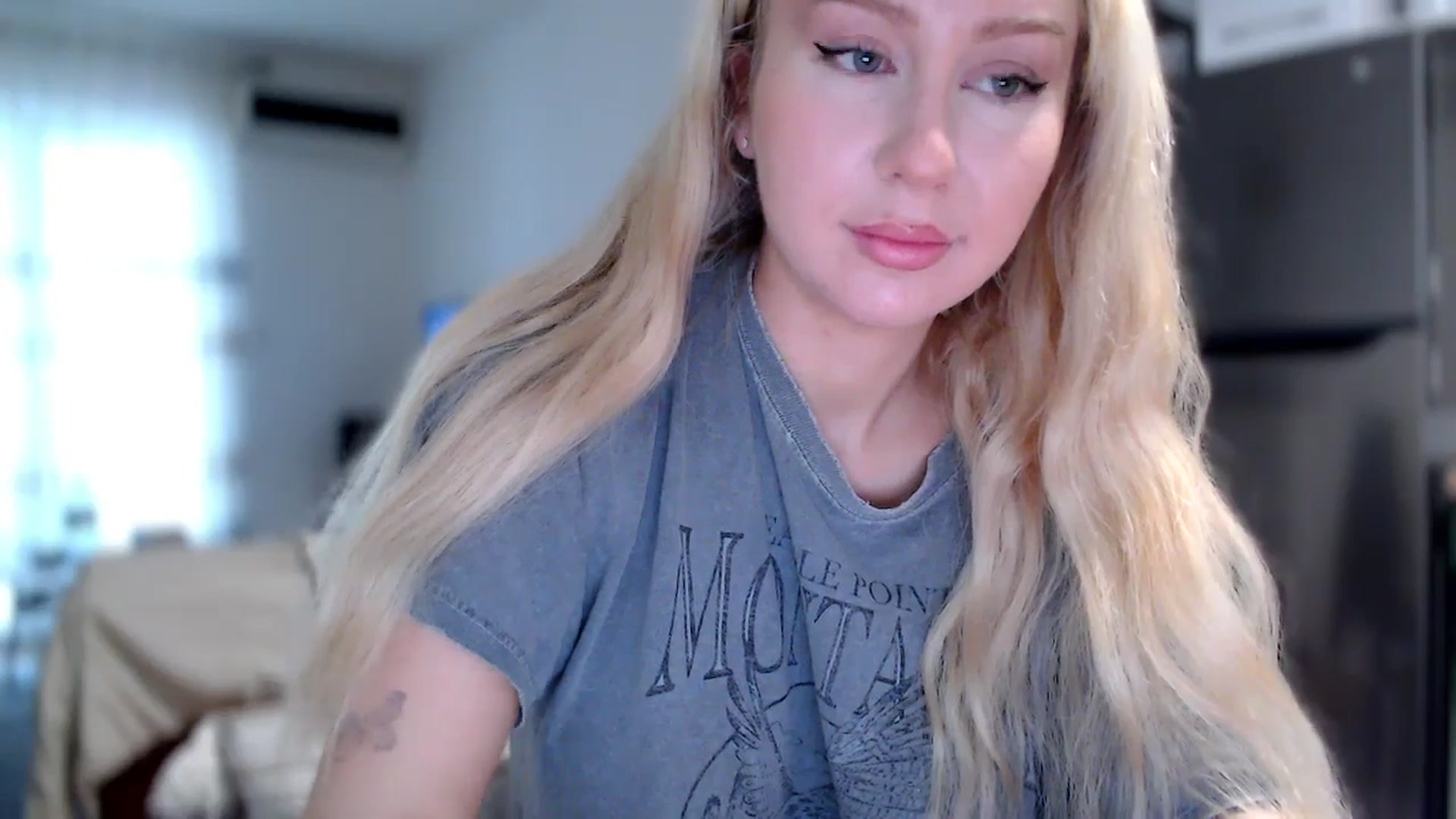 Gallery image thumbnail from British_Cutie's myfreecams stream on, 11/03/2025, 09:10 image 12 of 20