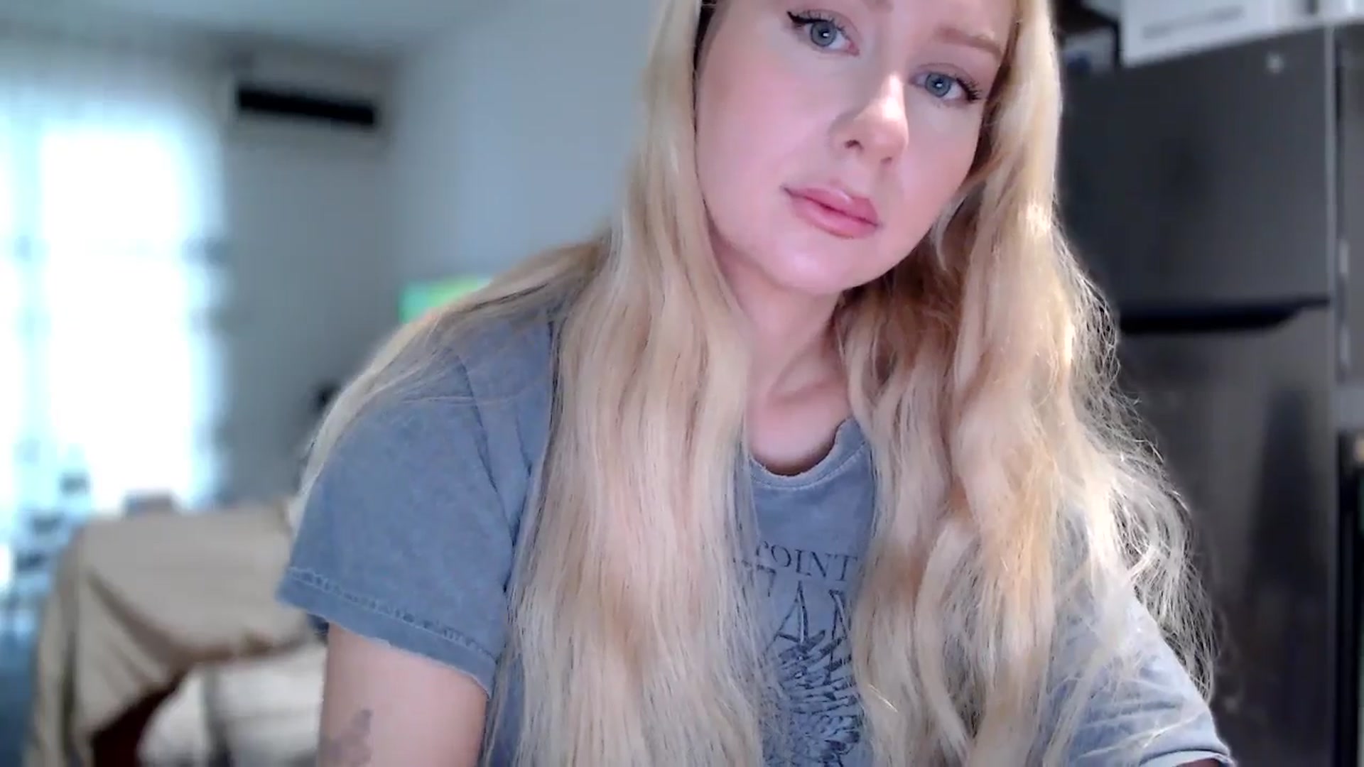 Gallery image thumbnail from British_Cutie's myfreecams stream on, 11/03/2025, 09:10 image 13 of 20