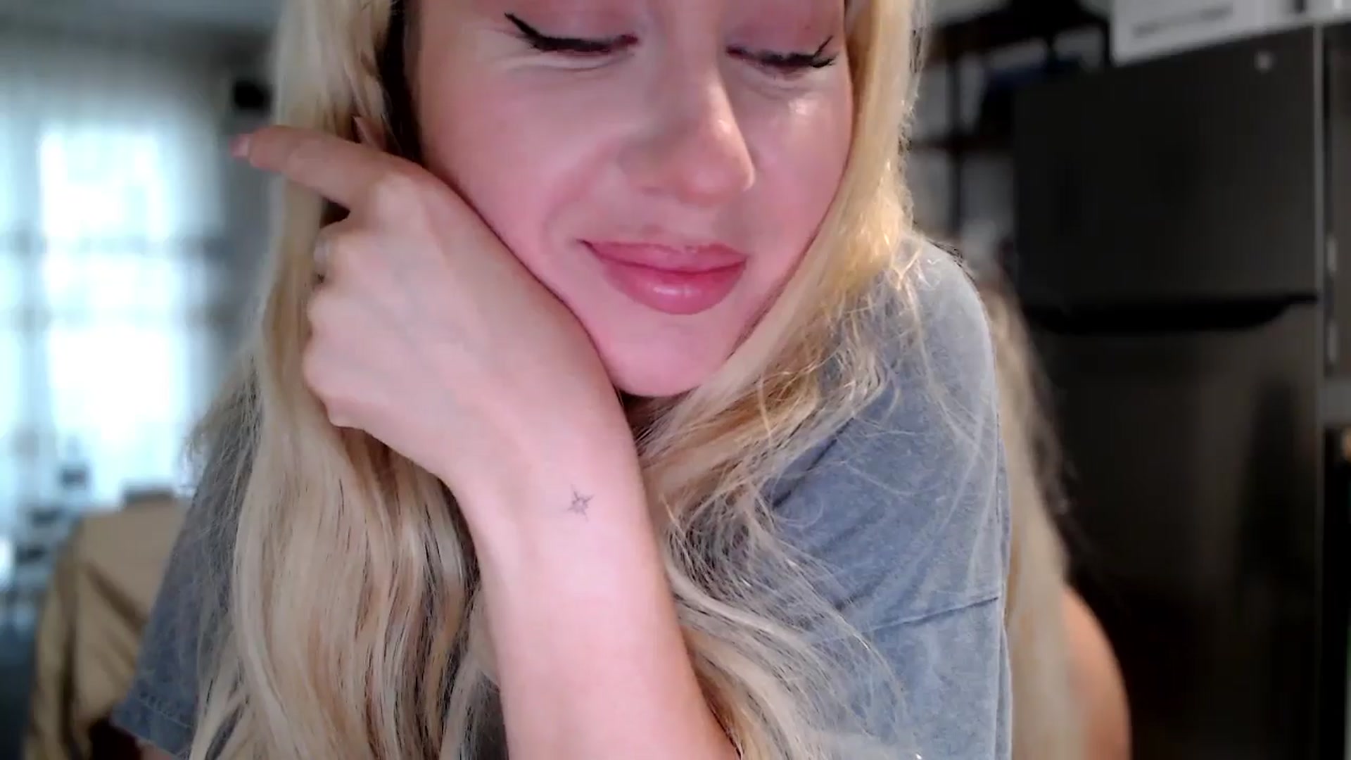 Gallery image thumbnail from British_Cutie's myfreecams stream on, 11/03/2025, 09:10 image 10 of 20