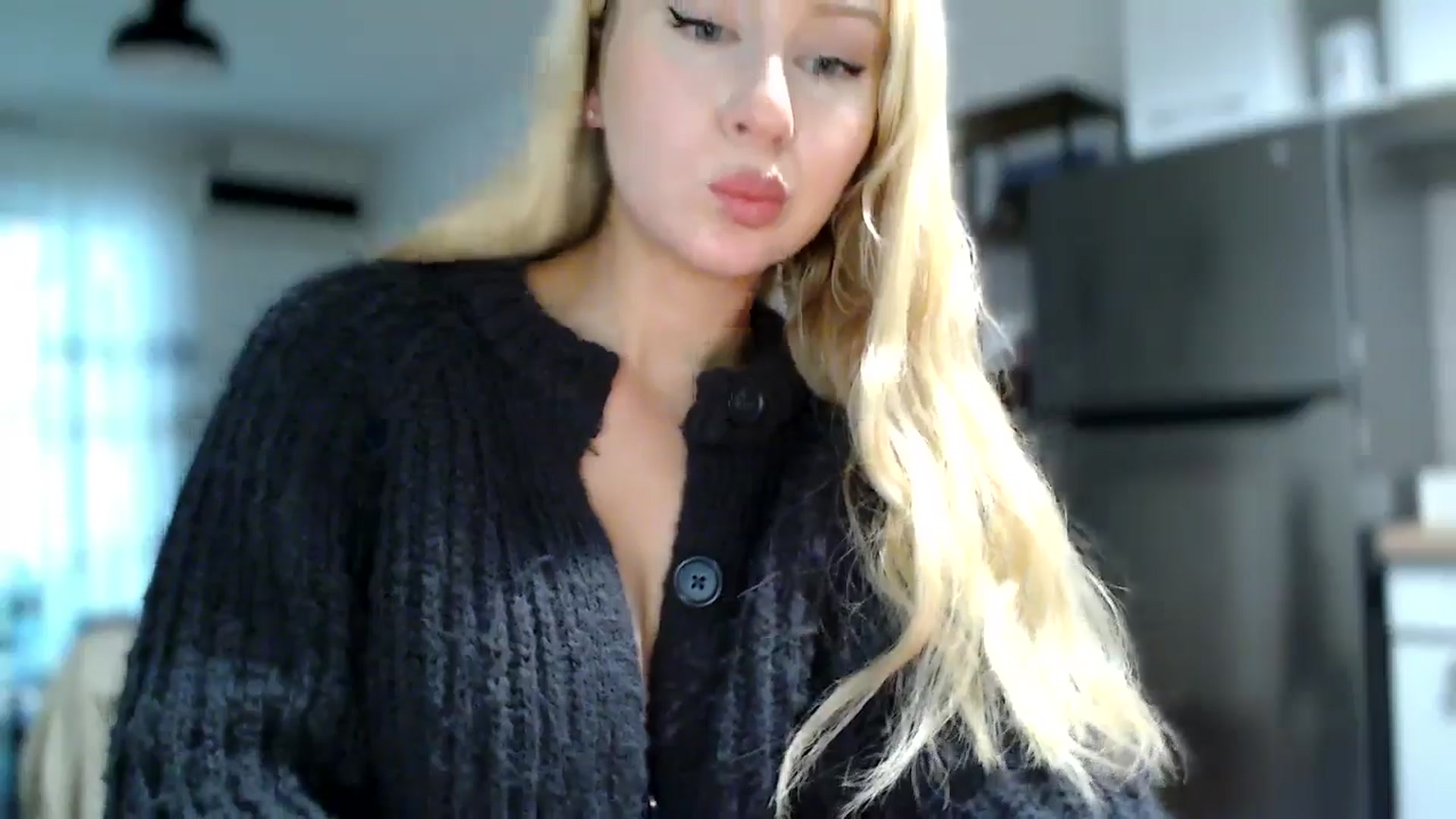 Gallery image thumbnail from British_Cutie's myfreecams stream on, 11/03/2025, 11:51 image 19 of 20