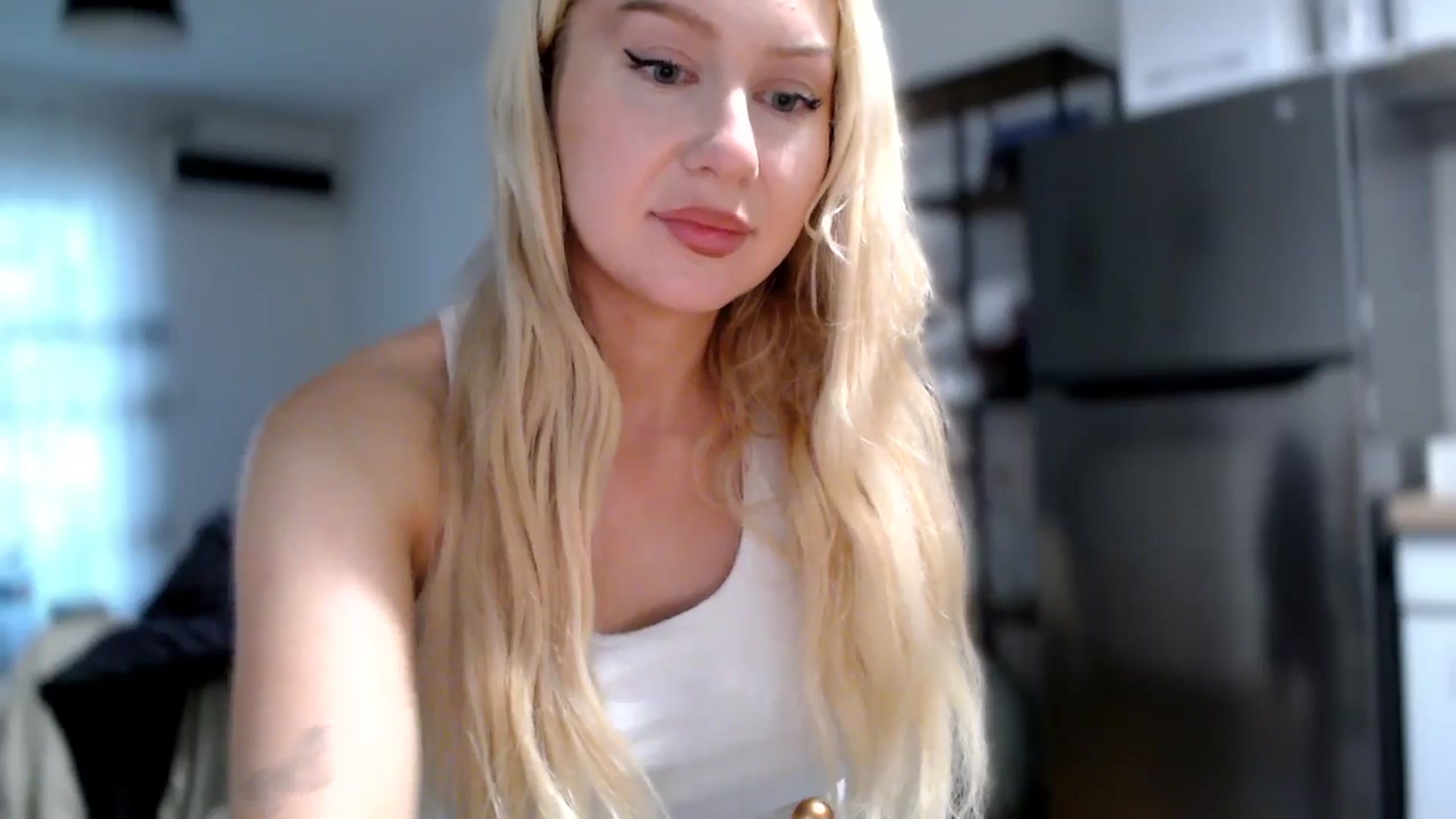 Gallery image thumbnail from British_Cutie's myfreecams stream on, 11/03/2025, 13:38 image 3 of 20