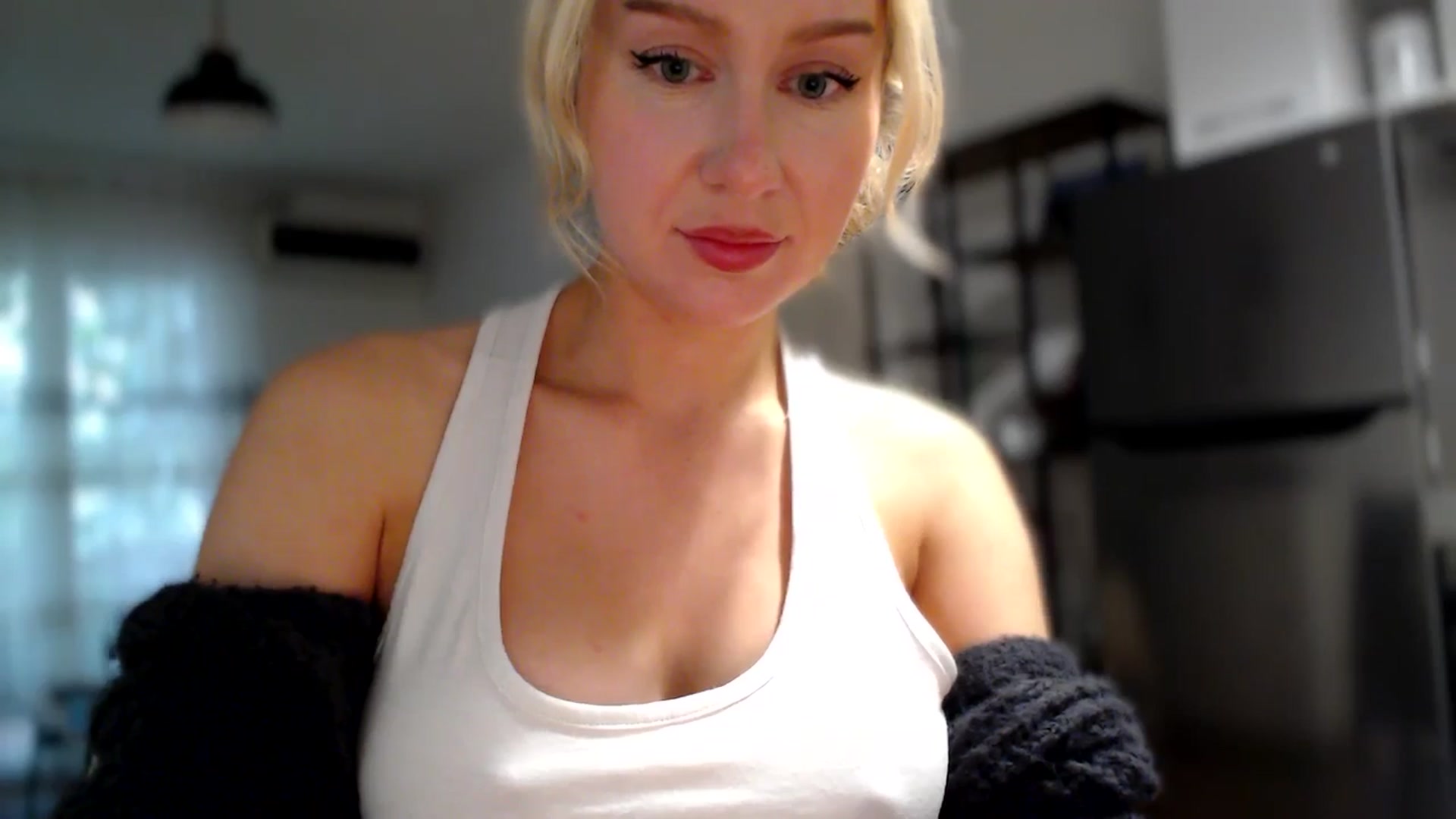 Gallery image thumbnail from British_Cutie's myfreecams stream on, 11/03/2025, 14:58 image 17 of 20
