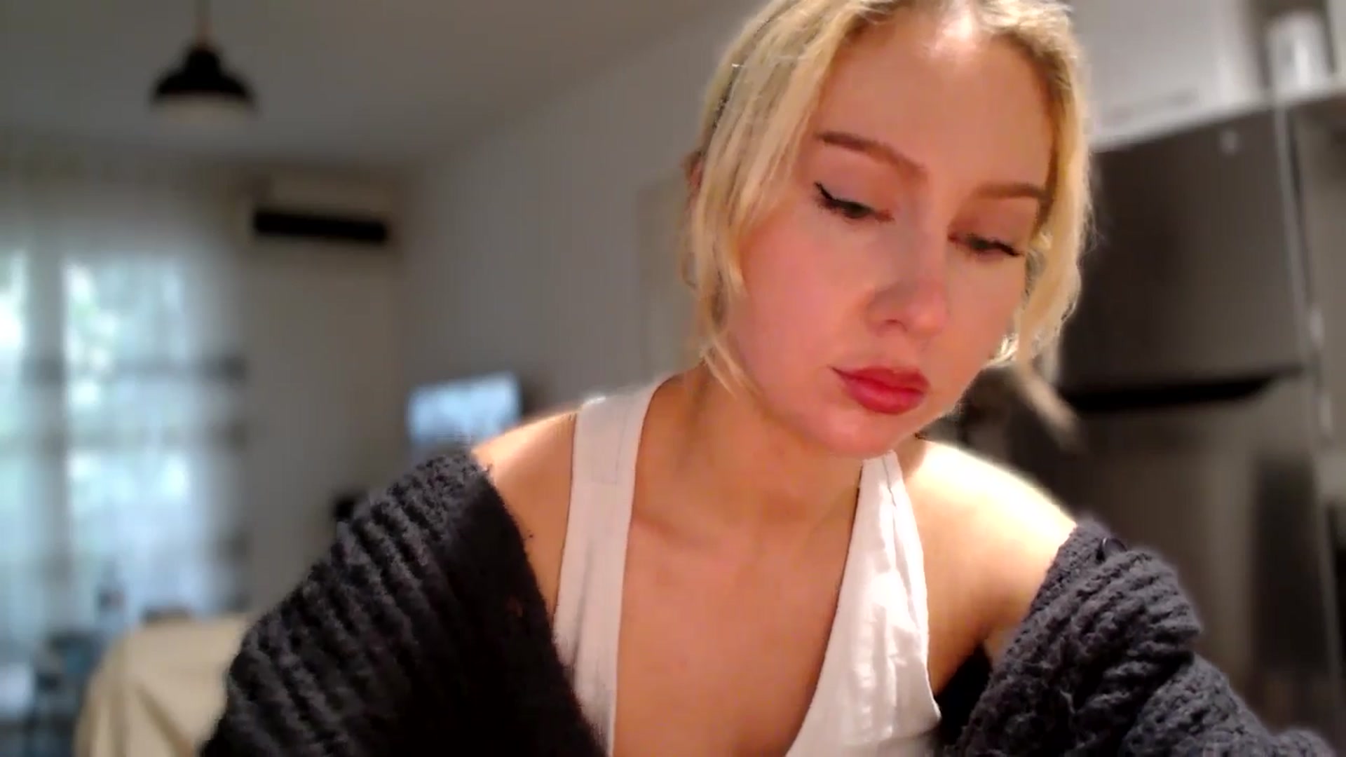 Gallery image thumbnail from British_Cutie's myfreecams stream on, 11/03/2025, 14:58 image 5 of 20