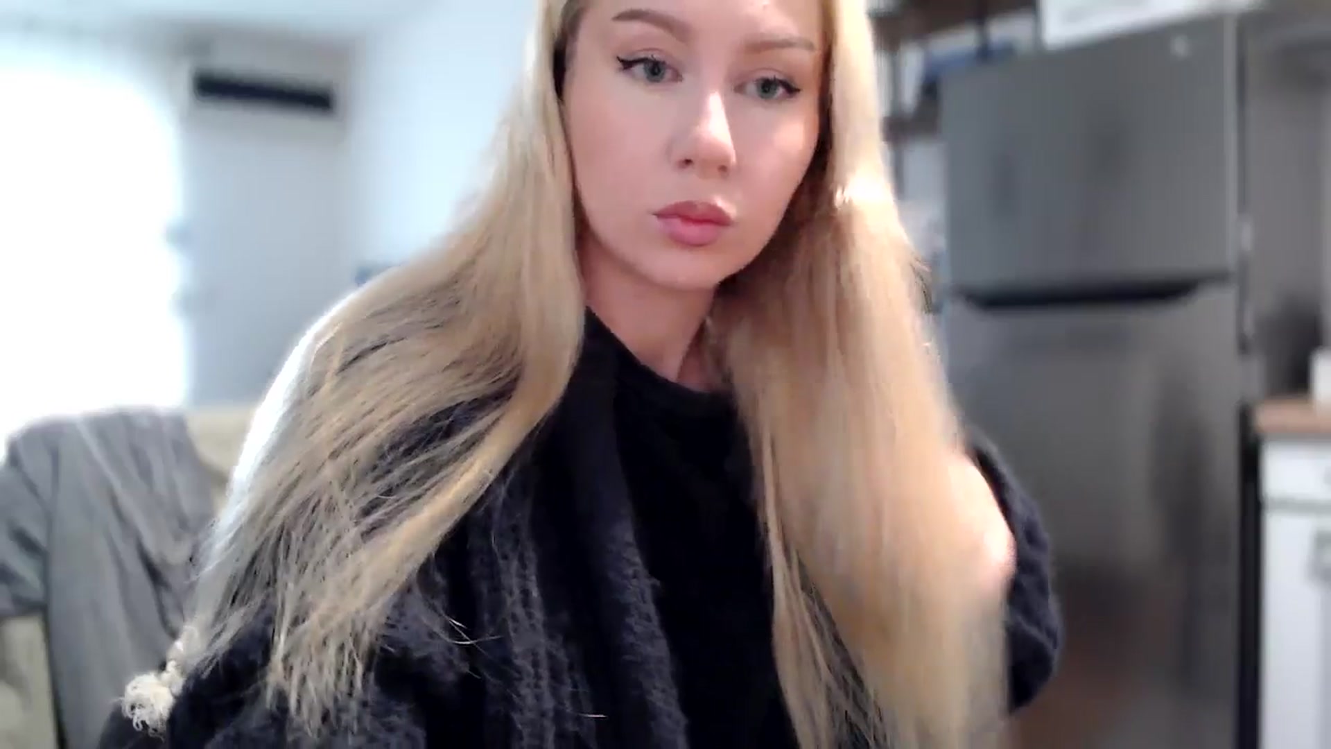 Gallery image thumbnail from British_Cutie's myfreecams stream on, 11/04/2025, 10:37 image 9 of 20