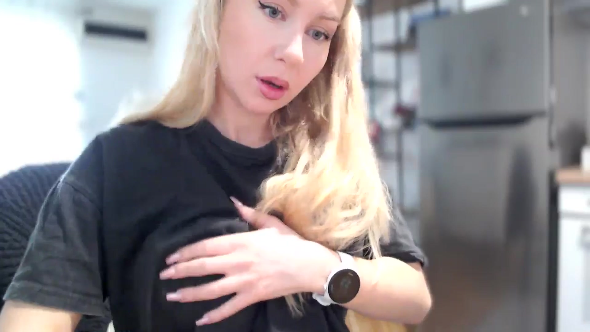Gallery image thumbnail from British_Cutie's myfreecams stream on, 11/04/2025, 10:37 image 4 of 20