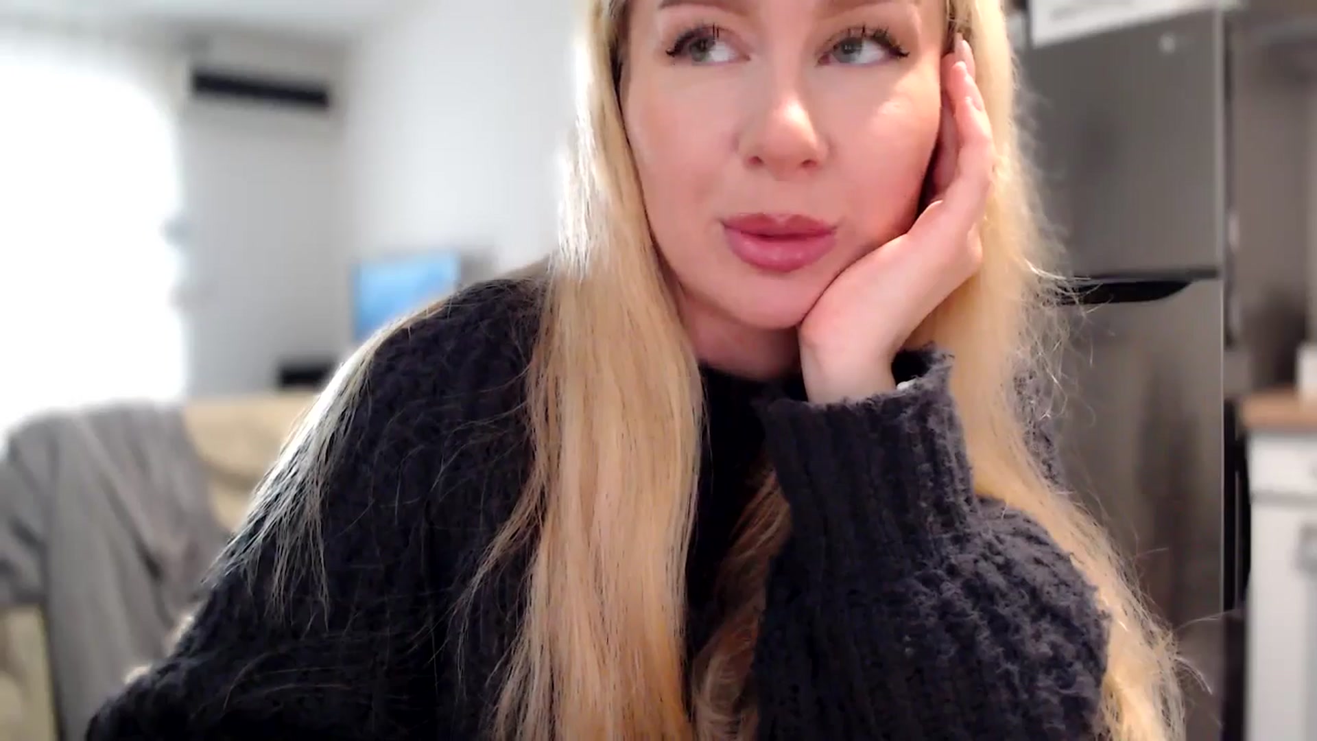 Gallery image thumbnail from British_Cutie's myfreecams stream on, 11/04/2025, 10:37 image 14 of 20