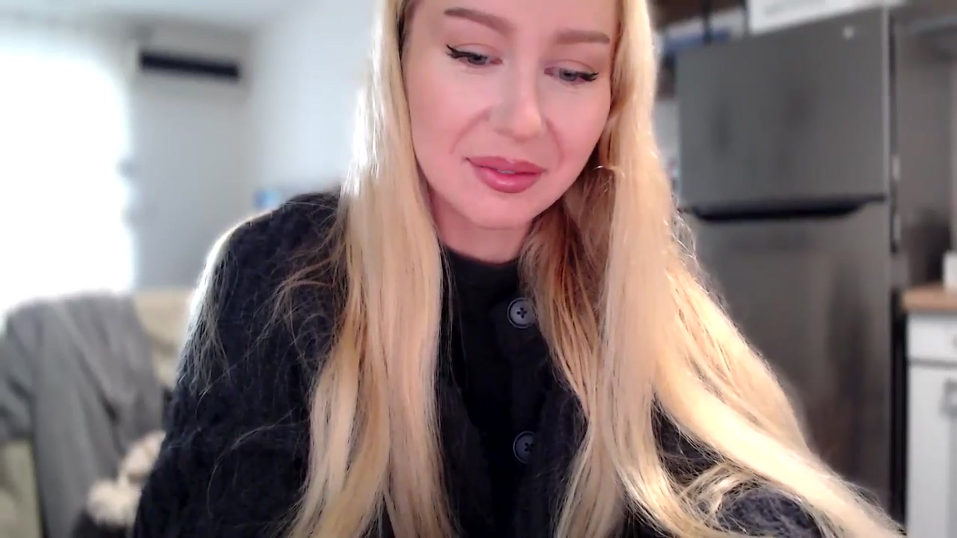 Gallery image thumbnail from British_Cutie's myfreecams stream on, 11/04/2025, 10:37 image 16 of 20