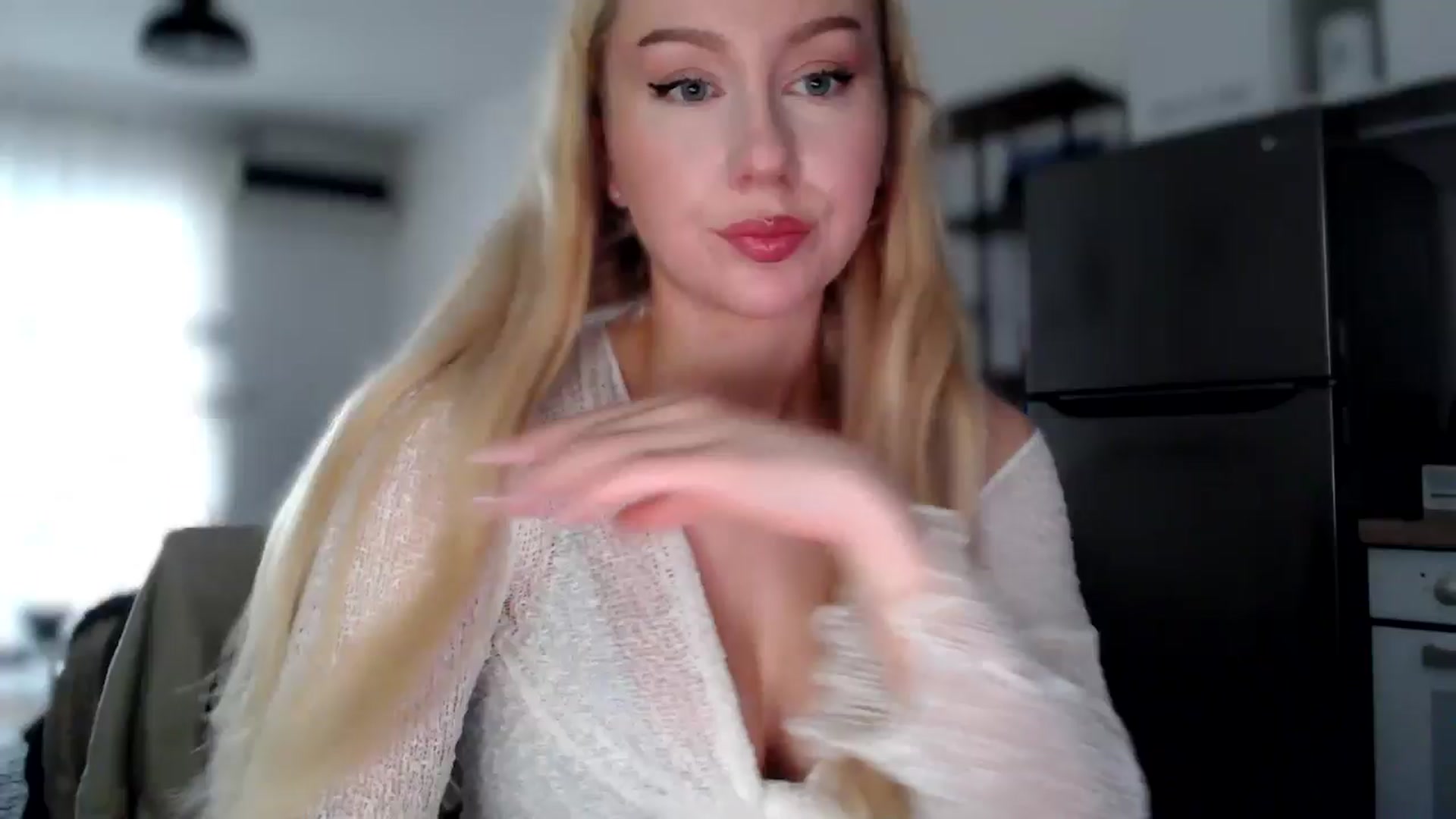 Gallery image thumbnail from British_Cutie's myfreecams stream on, 11/04/2025, 13:37 image 20 of 20