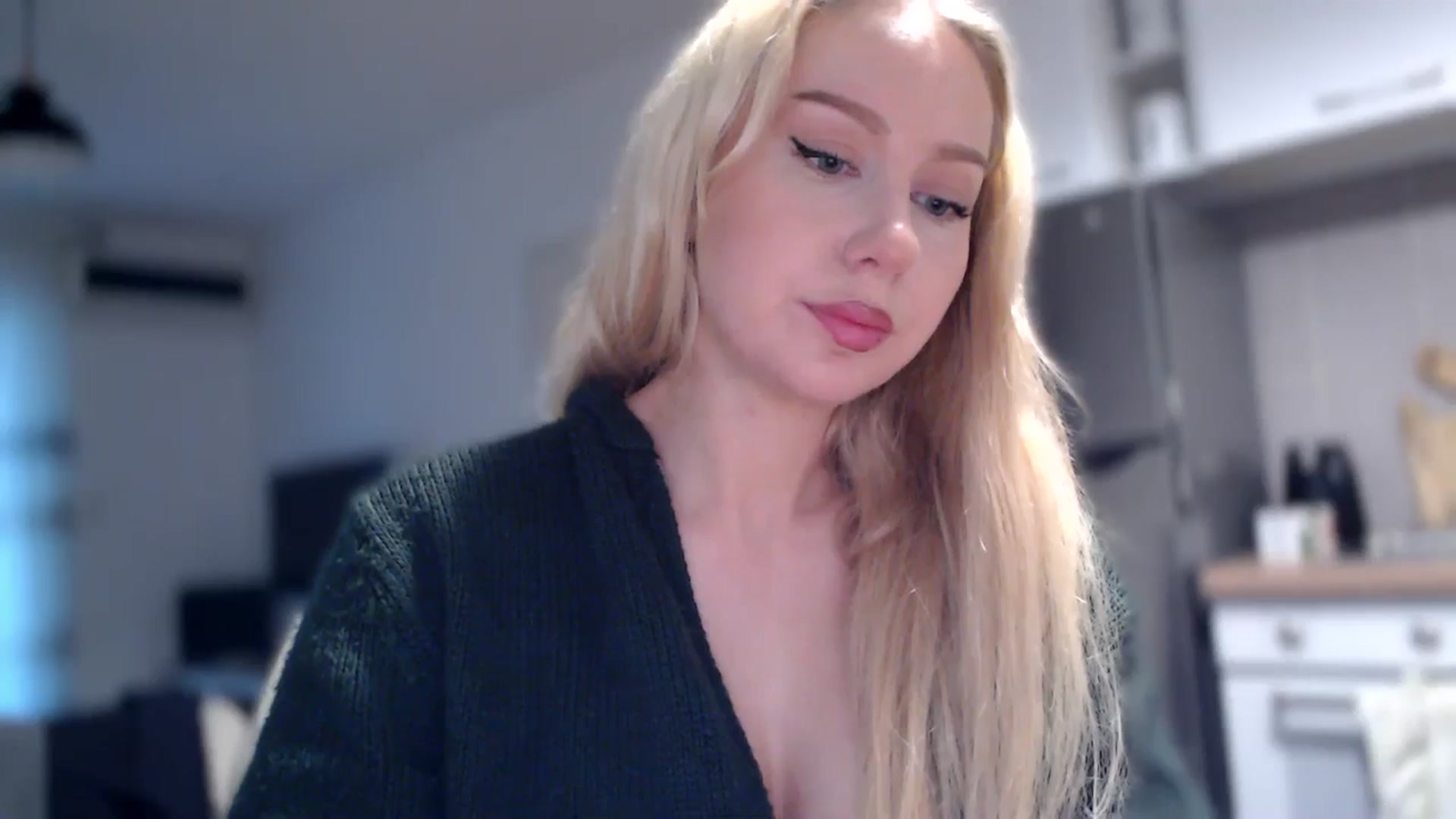 Gallery image thumbnail from British_Cutie's myfreecams stream on, 11/04/2025, 15:17 image 6 of 20