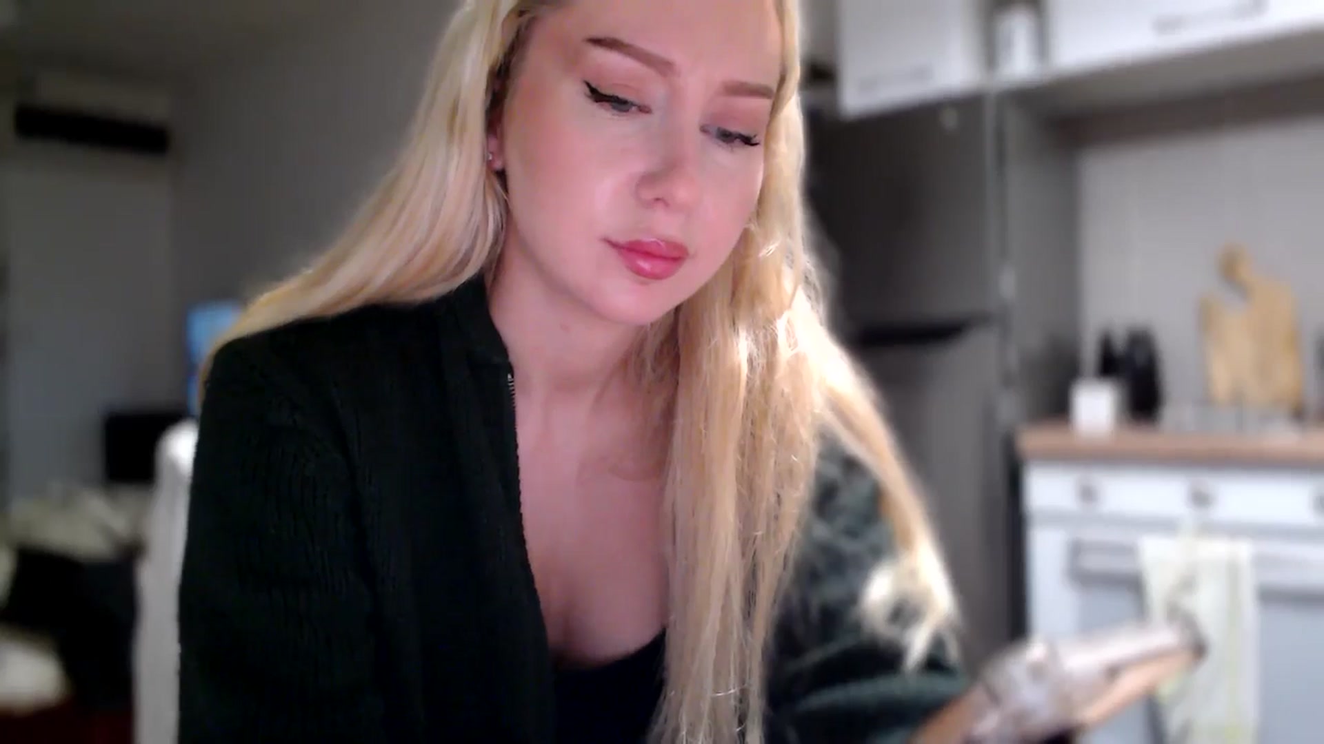 Gallery image thumbnail from British_Cutie's myfreecams stream on, 11/04/2025, 18:51 image 8 of 20