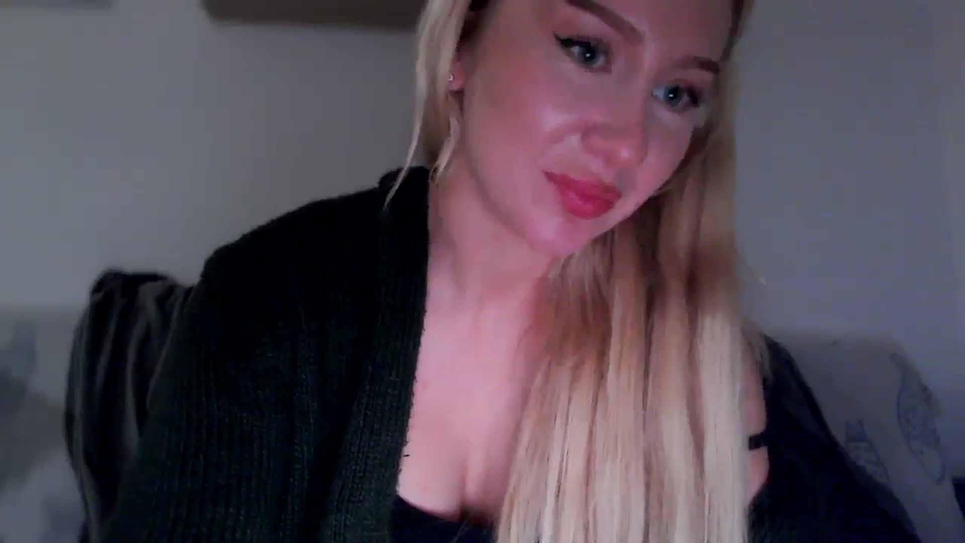 Gallery image thumbnail from British_Cutie's myfreecams stream on, 11/04/2025, 20:18 image 4 of 20