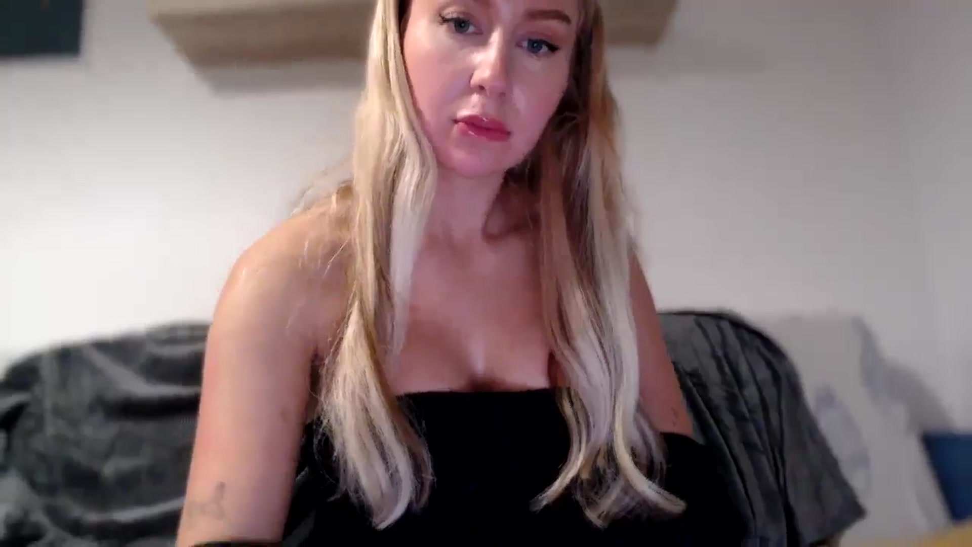 Gallery image thumbnail from British_Cutie's myfreecams stream on, 11/07/2025, 16:21 image 12 of 20