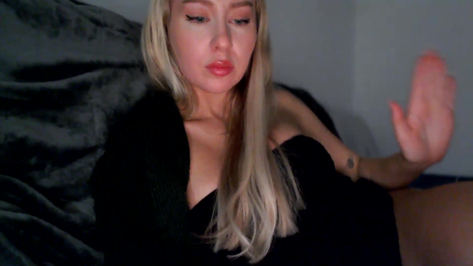 Gallery image thumbnail from British_Cutie's myfreecams stream on, 11/07/2025, 19:39 image 14 of 20