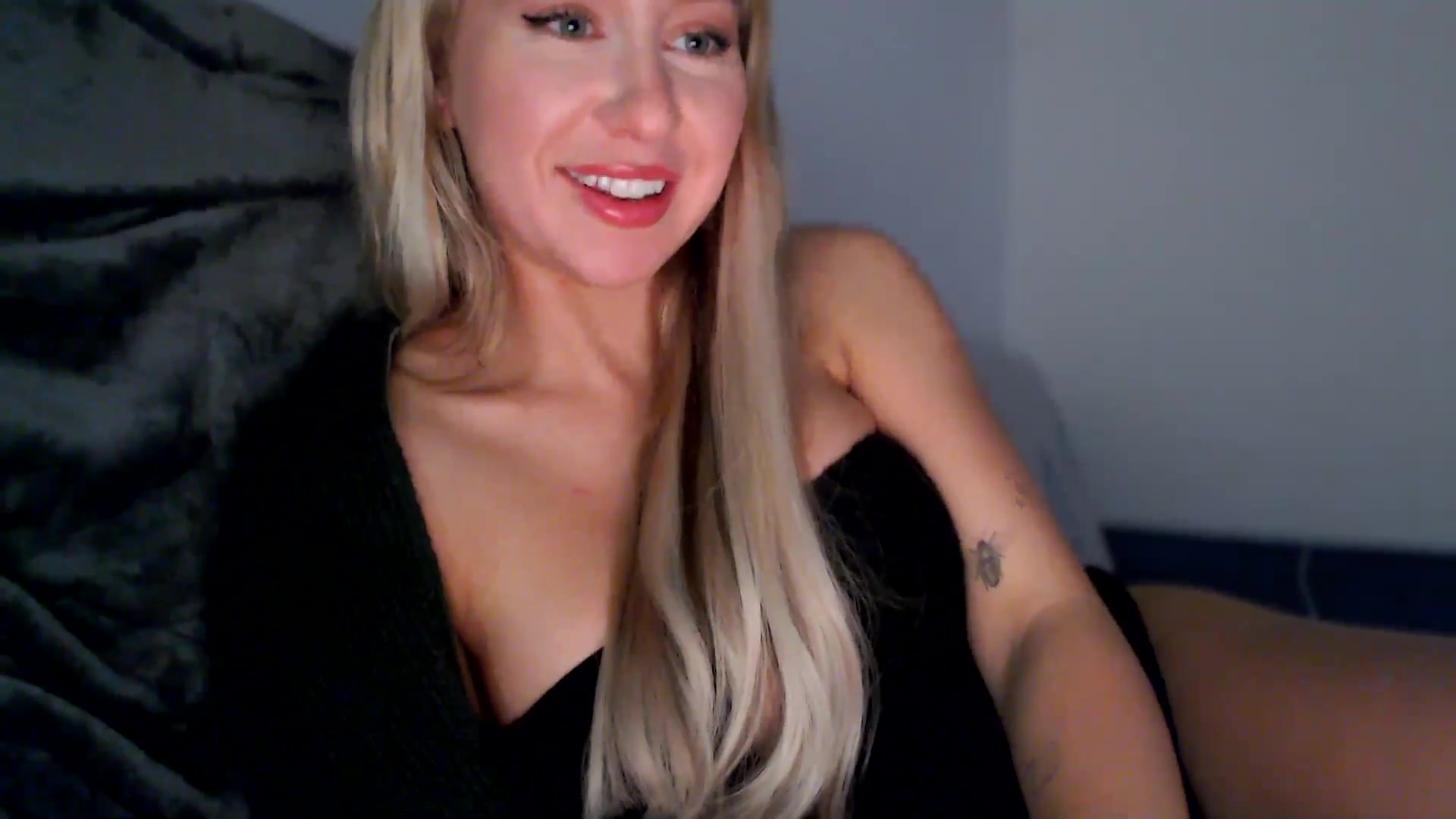 Gallery image thumbnail from British_Cutie's myfreecams stream on, 11/07/2025, 19:39 image 15 of 20