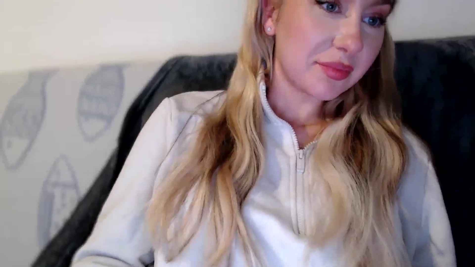 Gallery image thumbnail from British_Cutie's myfreecams stream on, 11/09/2025, 15:45 image 13 of 20
