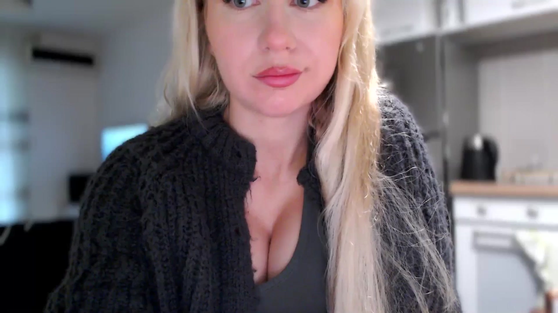 Gallery image thumbnail from British_Cutie's myfreecams stream on, 11/10/2025, 09:22 image 16 of 20
