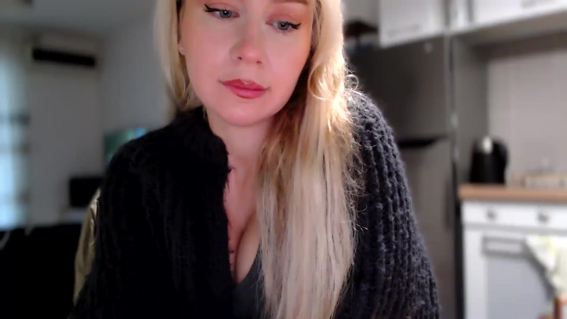 Gallery image thumbnail from British_Cutie's myfreecams stream on, 11/10/2025, 09:22 image 15 of 20