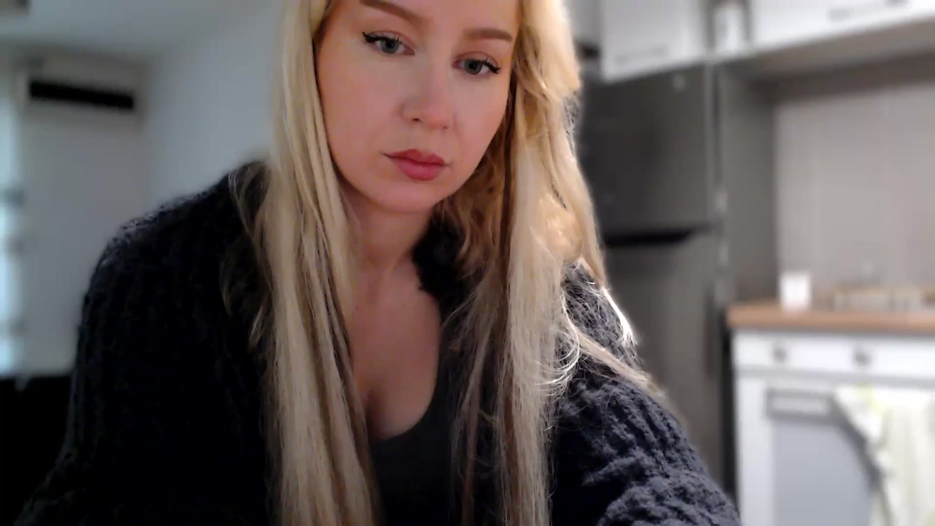Gallery image thumbnail from British_Cutie's myfreecams stream on, 11/10/2025, 10:00 image 1 of 20