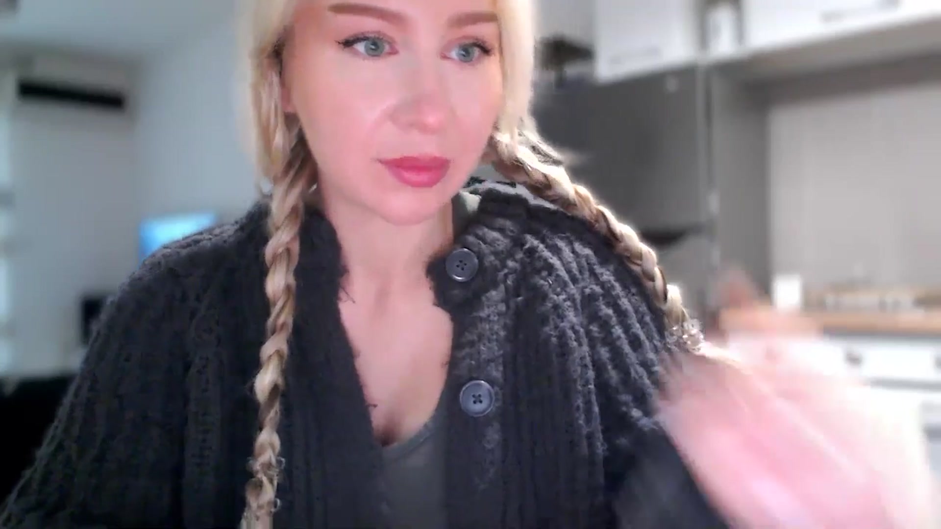 Gallery image thumbnail from British_Cutie's myfreecams stream on, 11/10/2025, 10:00 image 18 of 20