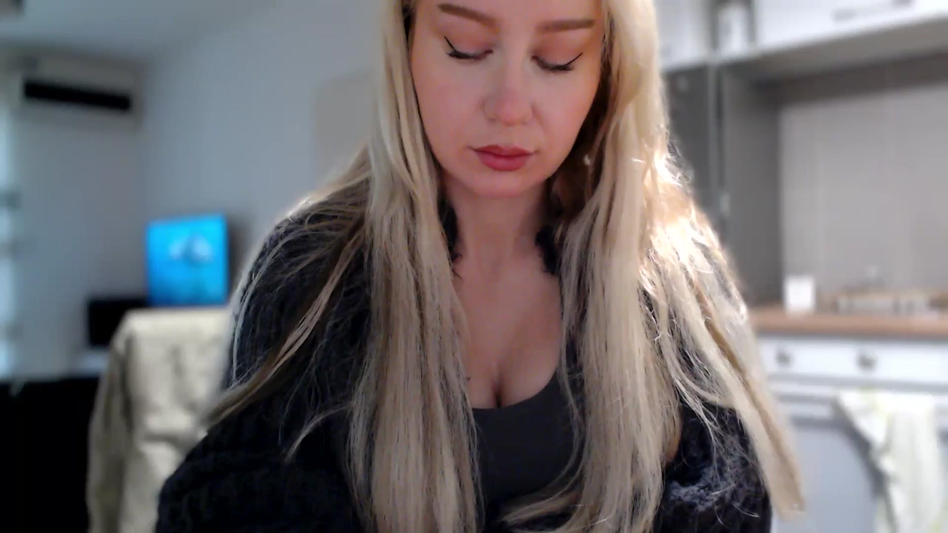 Gallery image thumbnail from British_Cutie's myfreecams stream on, 11/10/2025, 10:00 image 6 of 20