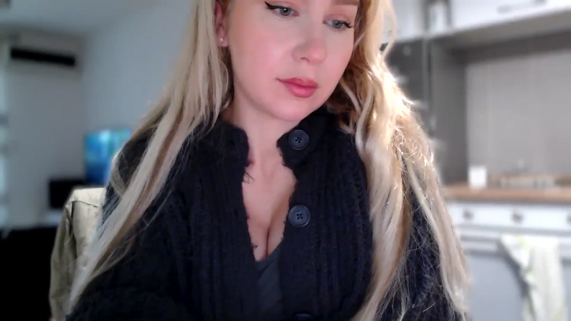 Gallery image thumbnail from British_Cutie's myfreecams stream on, 11/10/2025, 10:00 image 11 of 20